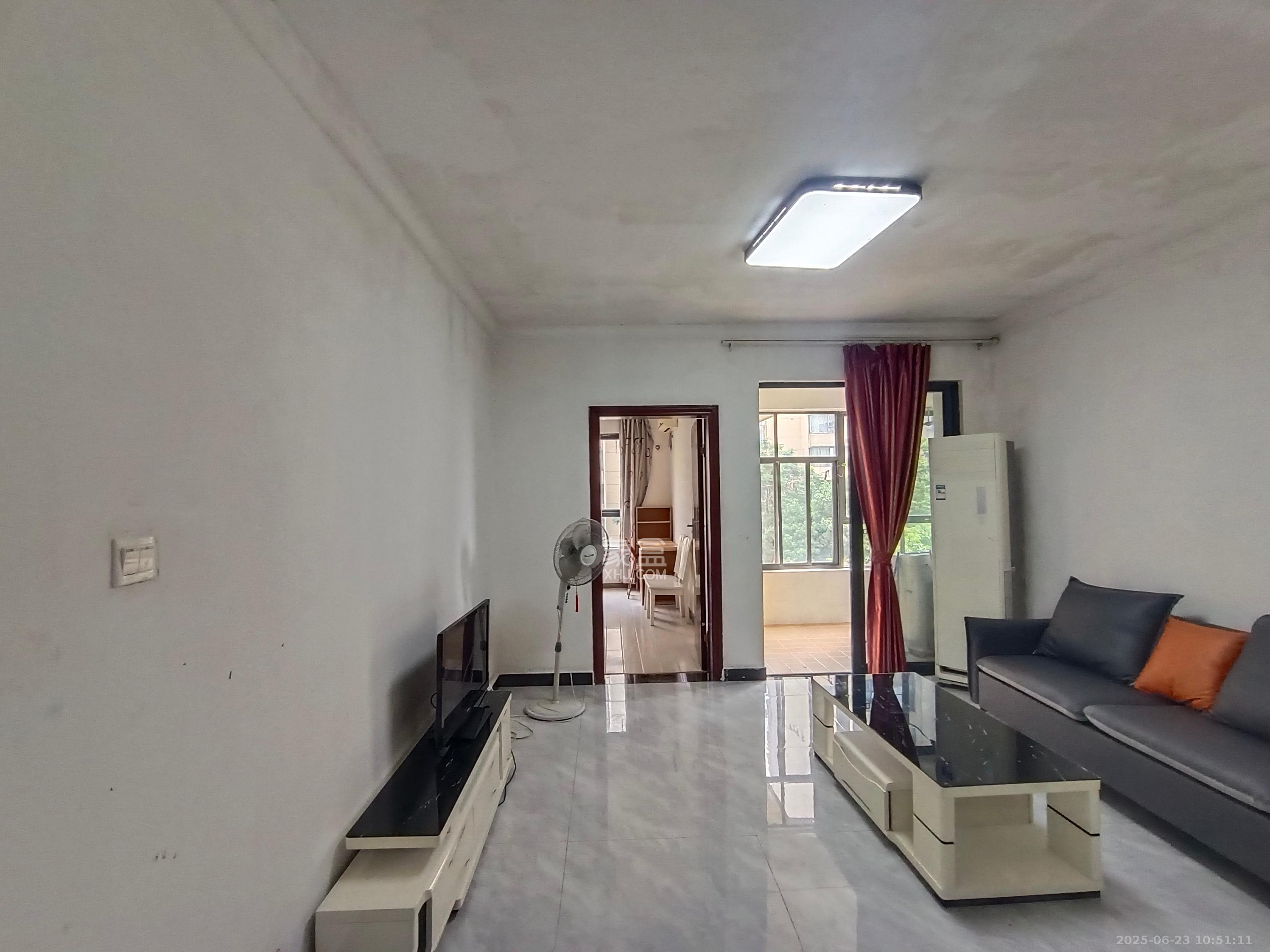 长房时代城 2室2厅1卫 2000.0元/月 长房时代城 2室2厅1卫 2000.0元/月室内图