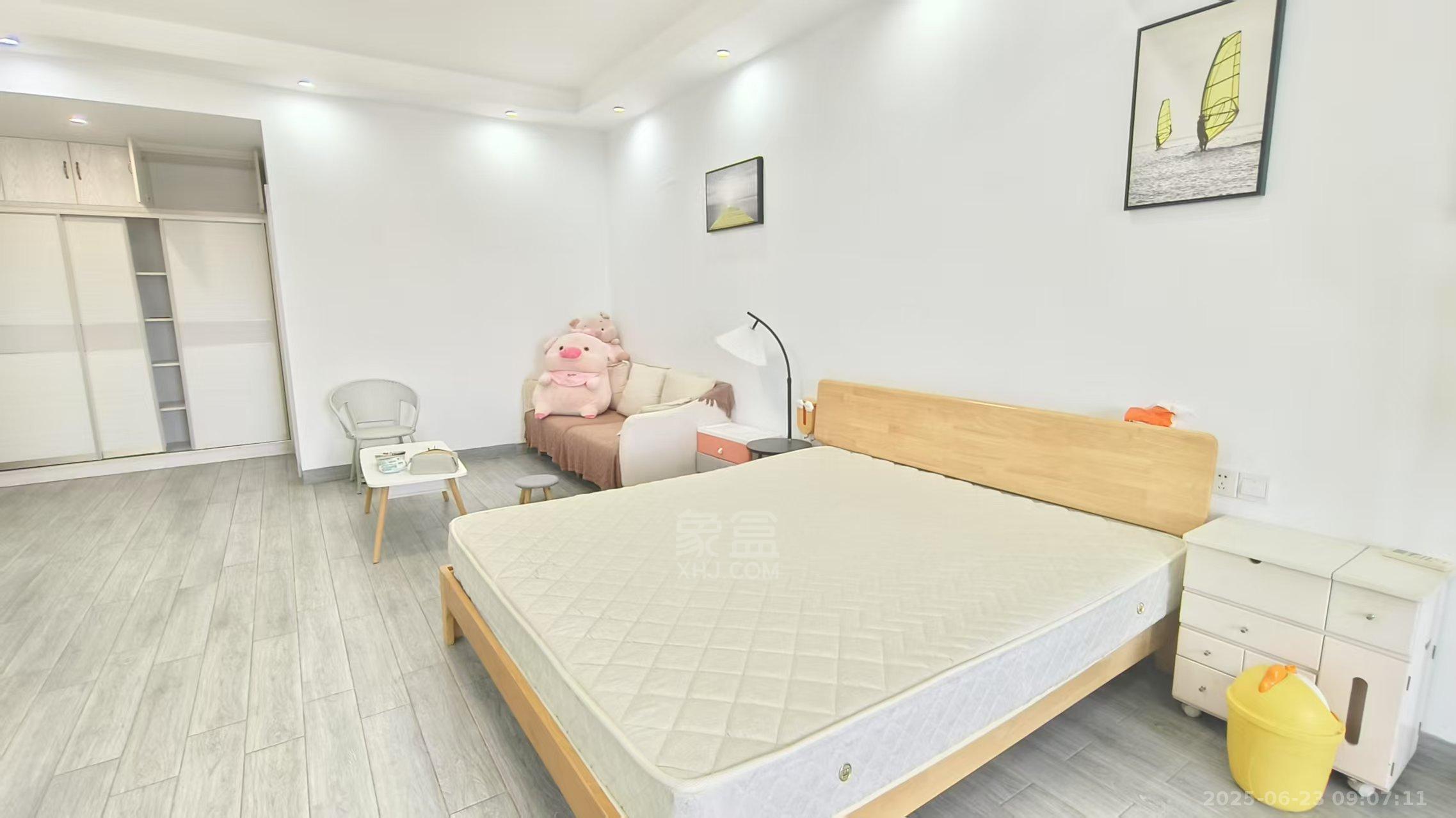中泰财富湘江  1室1厅1卫   1600.00元/月室内图