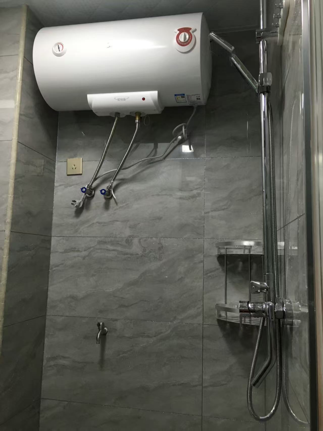 金钟大雁城 1室1厅1卫 1580.0元/月 金钟大雁城 1室1厅1卫 1580.0元/月室内图