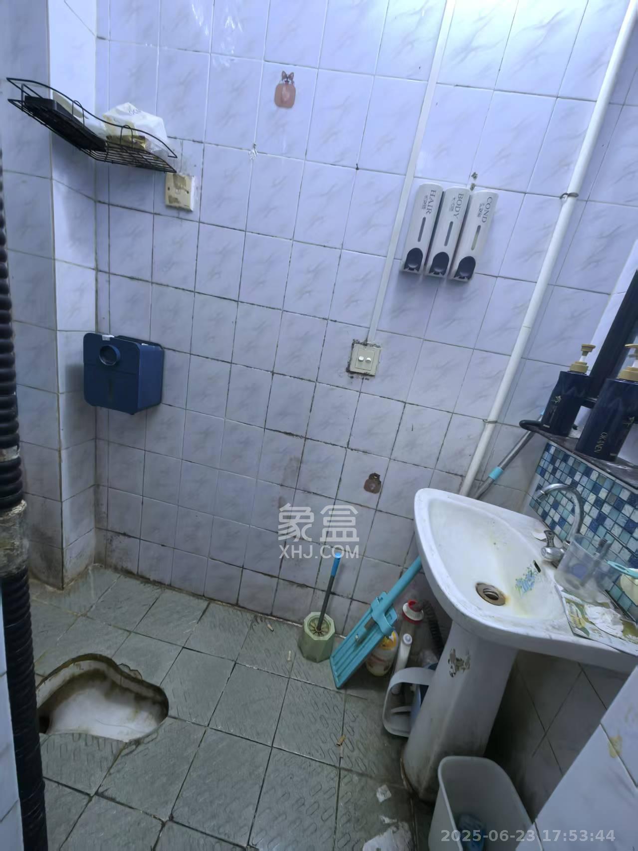 吉景小区  2室1厅1卫   1500.00元/月室内图