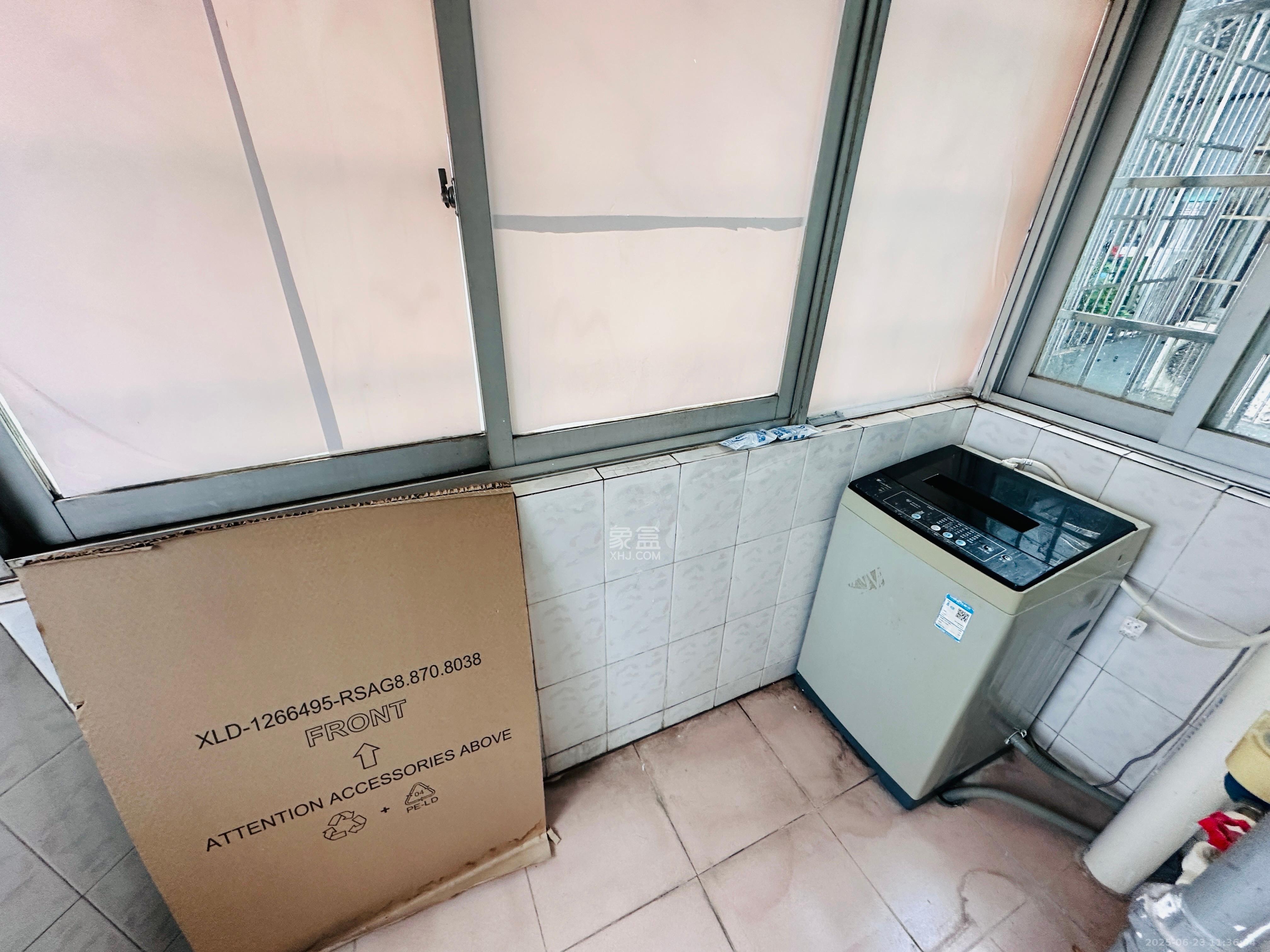 长铁高层  2室2厅1卫   2200.00元/月室内图