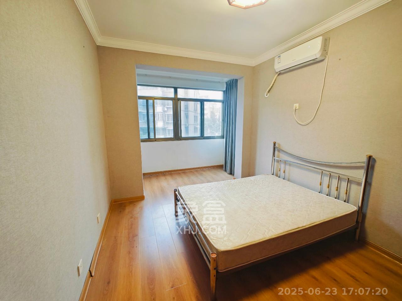 阳光走廊  4室2厅2卫    3800.0元/月 阳光走廊  4室2厅2卫    3800.0元/月室内图