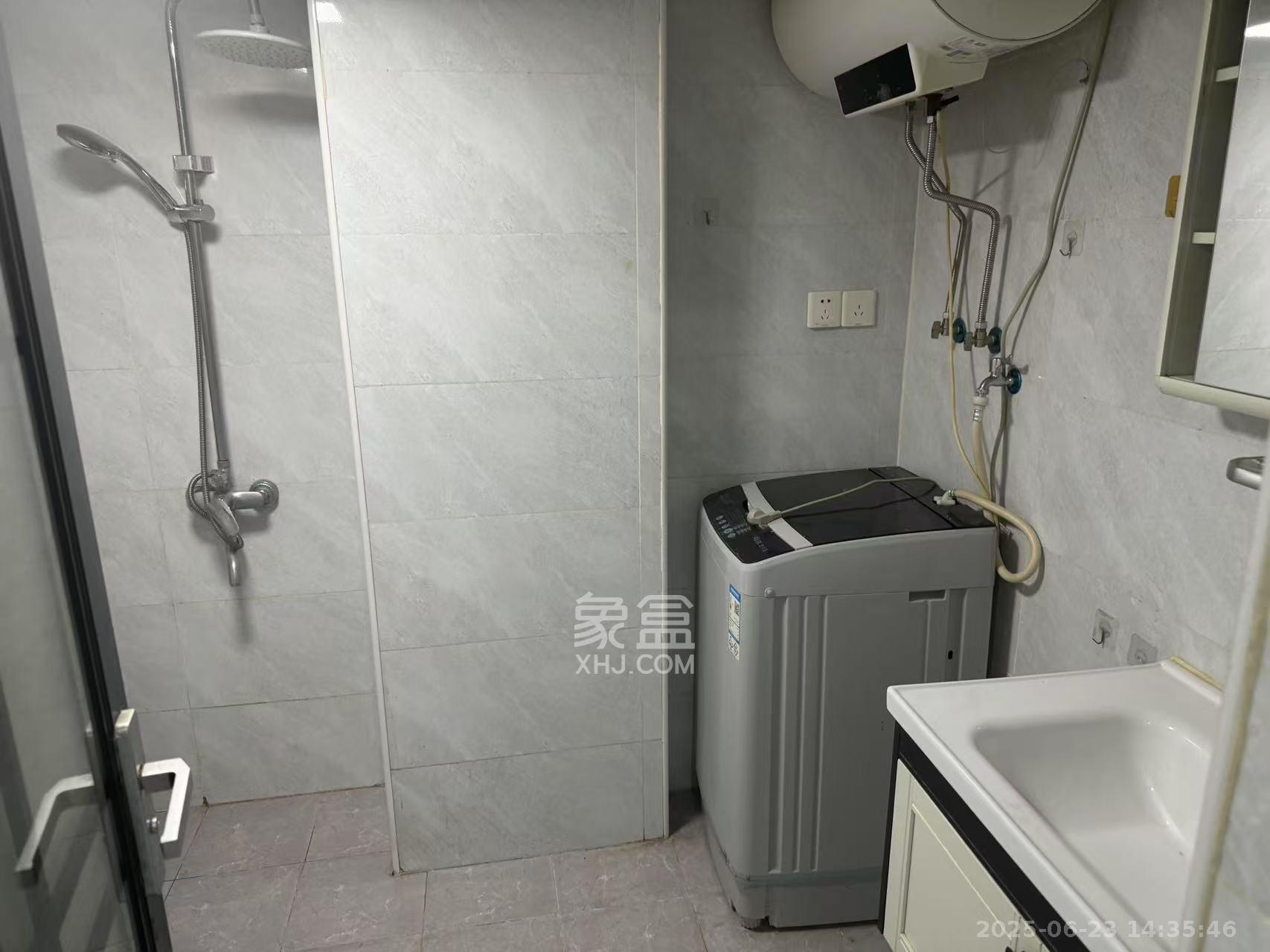 荣盛花语书苑  1室0厅0卫   3000.00元/月室内图