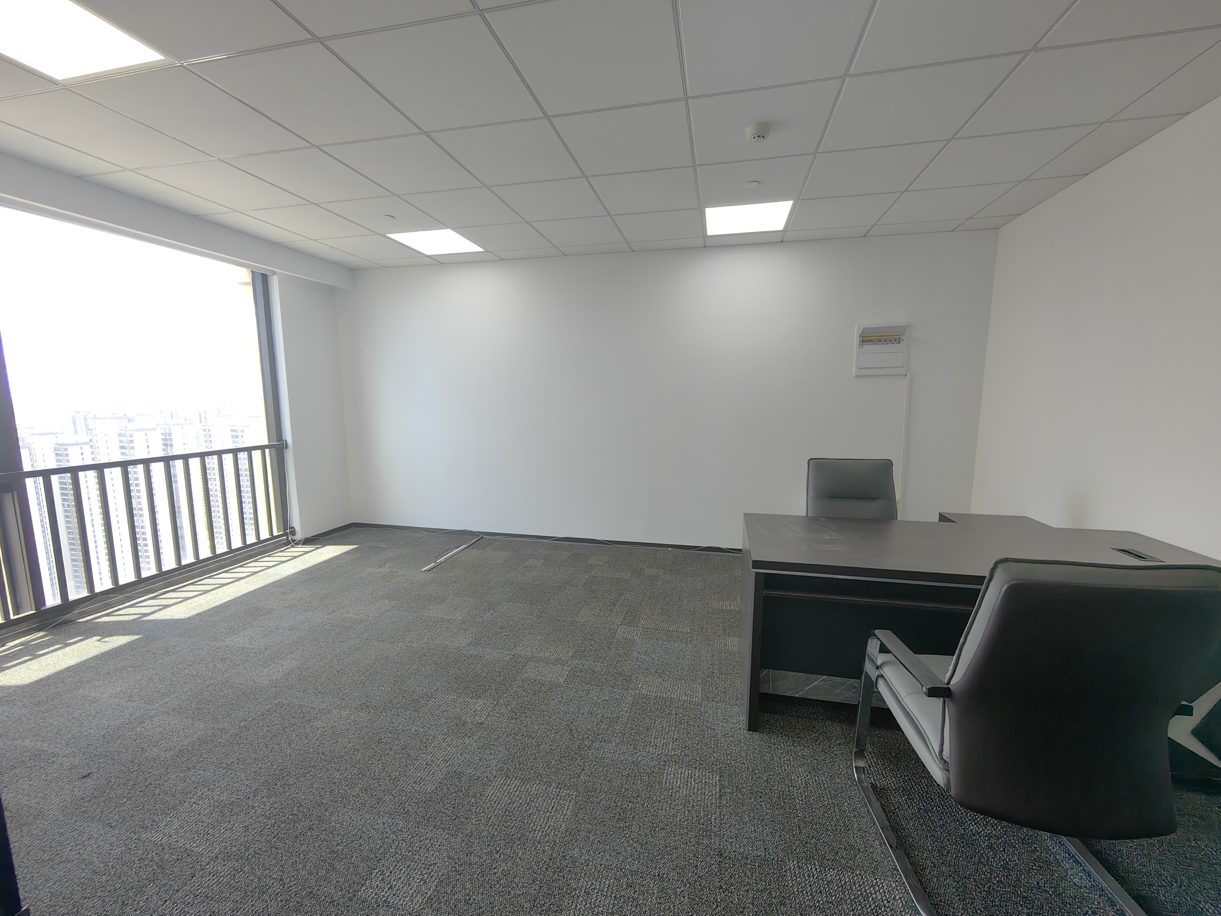 富力首府   175.72㎡      7100.0元/月室内图