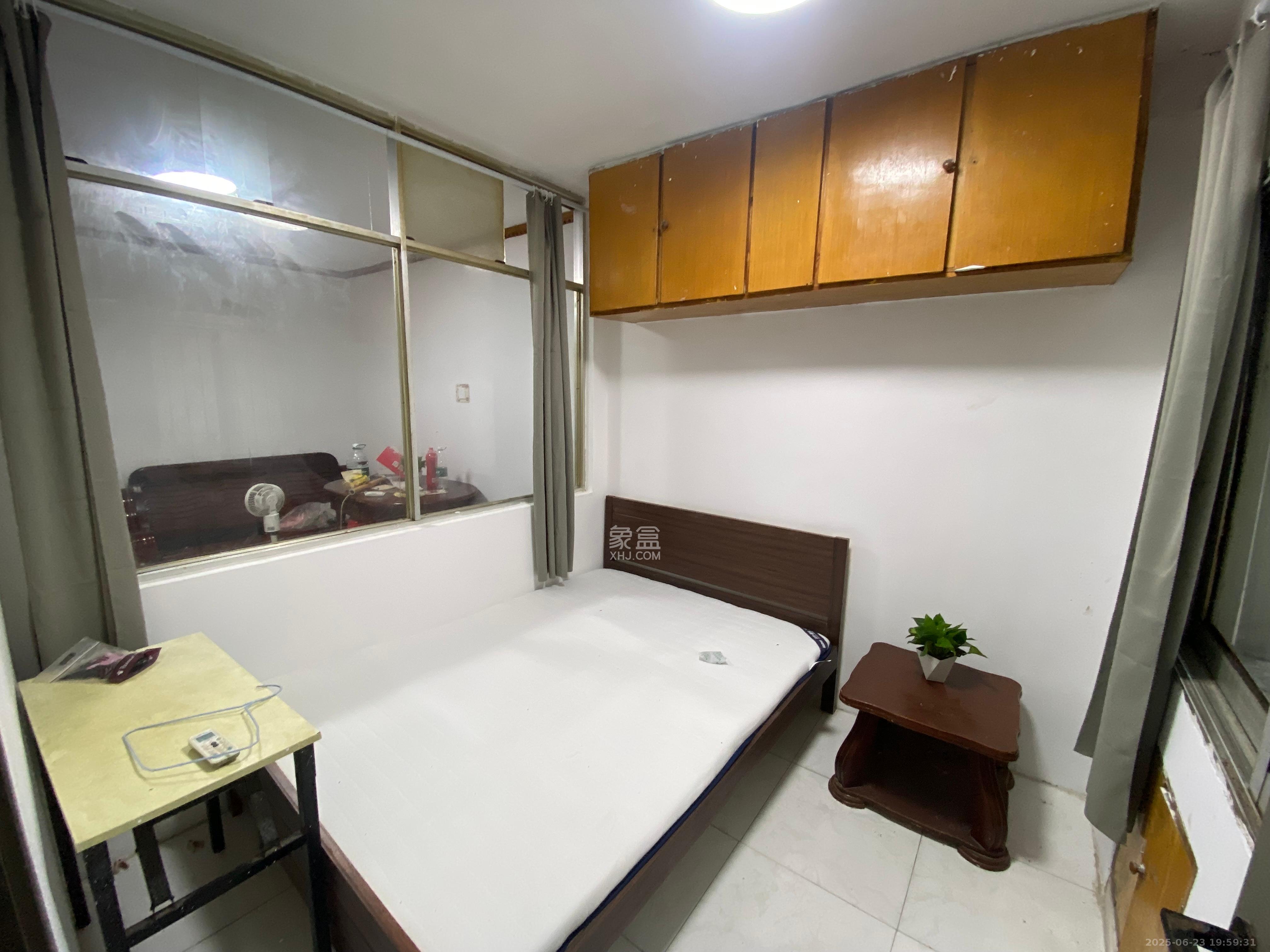 景园小区 2室1厅1卫 1000.0元/月 景园小区 2室1厅1卫 1000.0元/月室内图