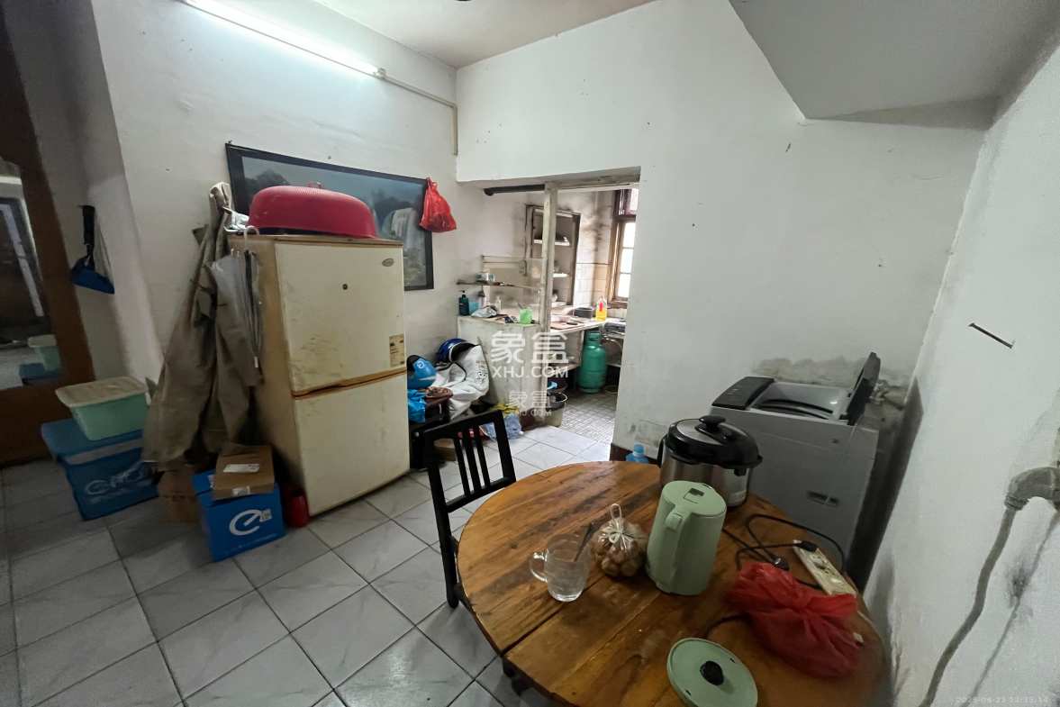 赤岗小区(一二三片) 2室1厅1卫 900.0元/月 赤岗小区(一二三片) 2室1厅1卫 900.0元/月室内图