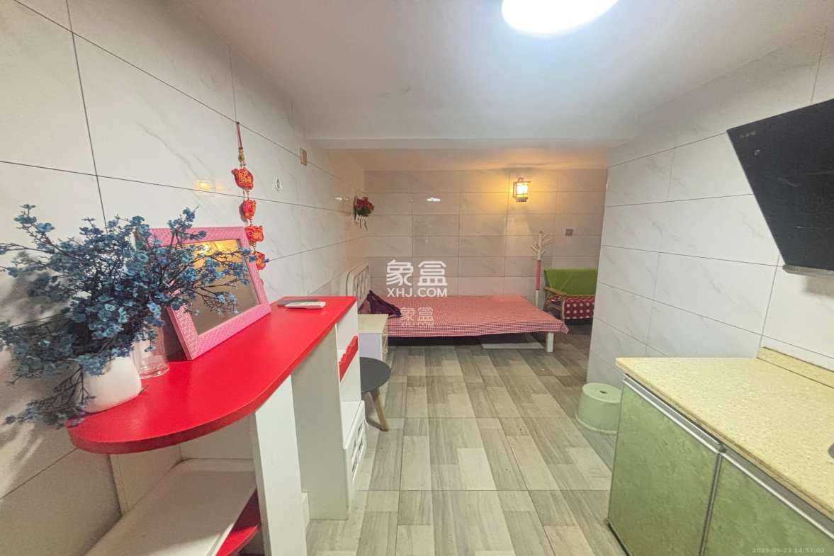鄱阳小区 1室0厅0卫 700.0元/月 鄱阳小区 1室0厅0卫 700.0元/月室内图