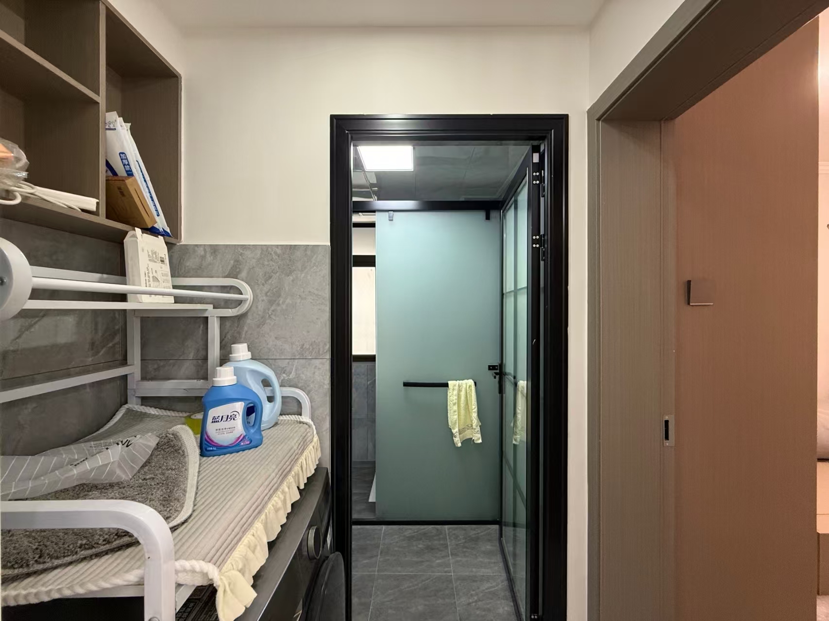 东宸江山里 3室2厅1卫 65.8万 东宸江山里 3室2厅1卫 65.8万客厅