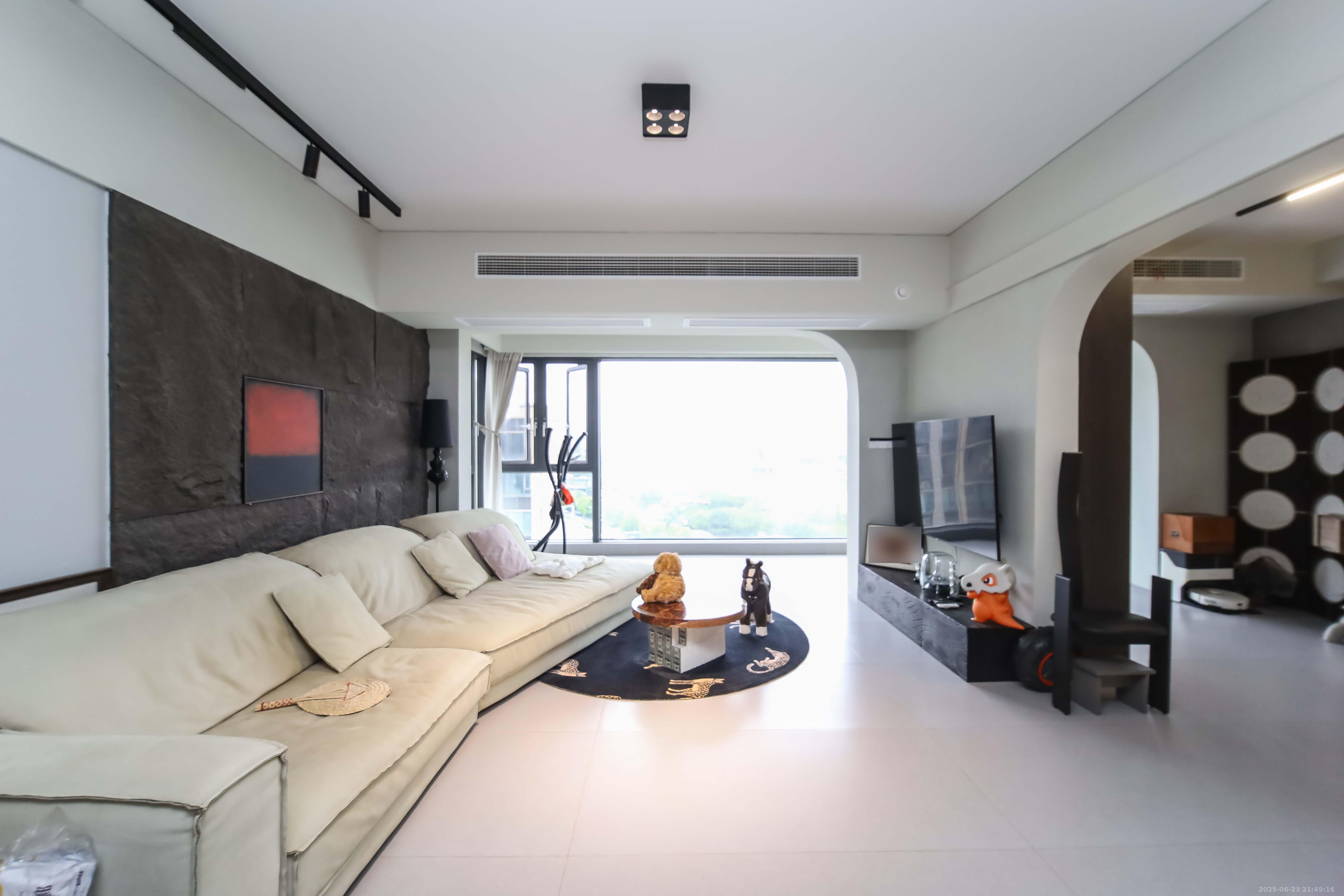 时代印记(长沙时代印记花园)  4室2厅3卫    288.0万 时代印记(长沙时代印记花园)  4室2厅3卫    288.0万客厅