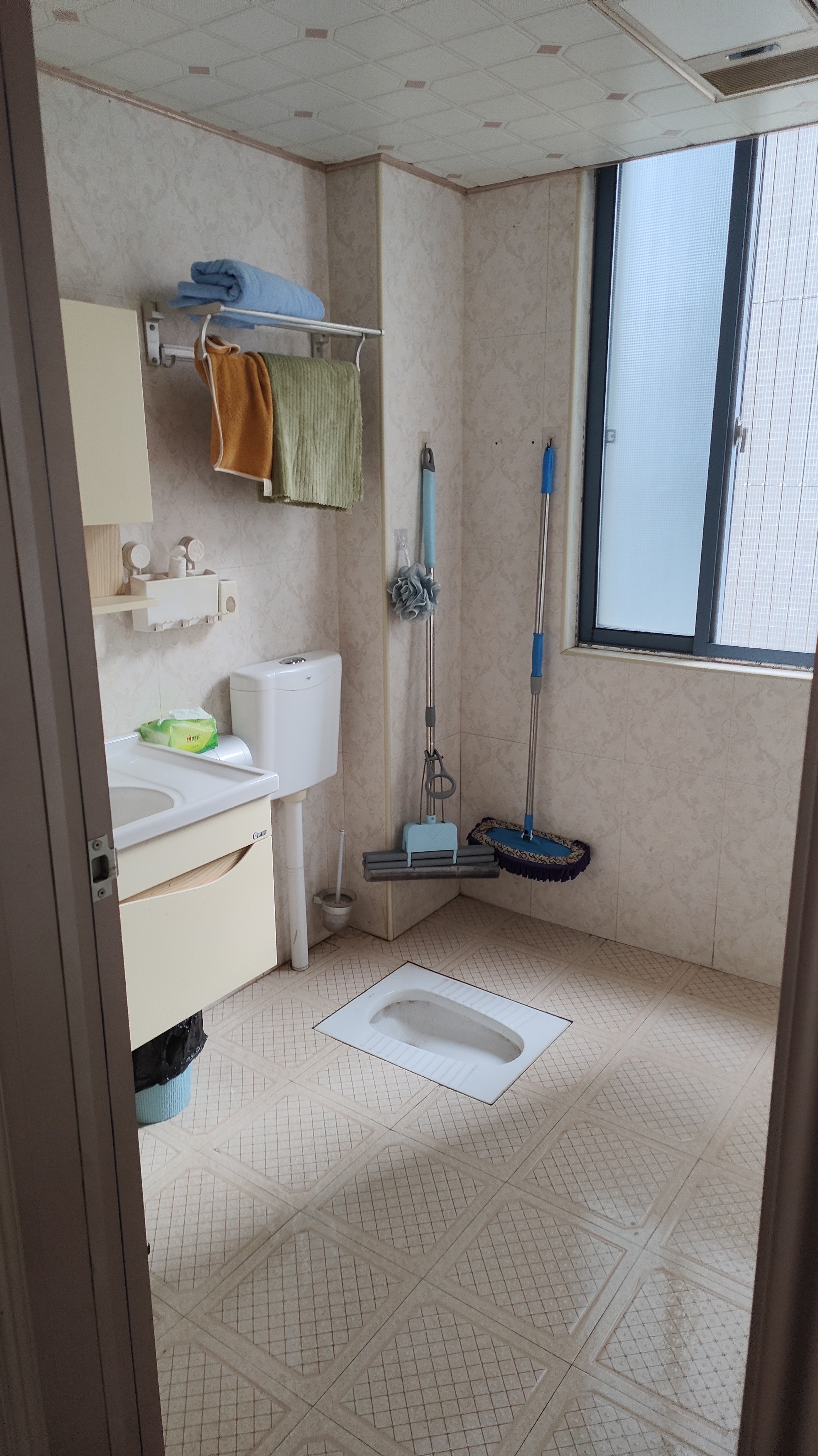 鑫瑞东方明居  3室2厅1卫   2300.00元/月室内图
