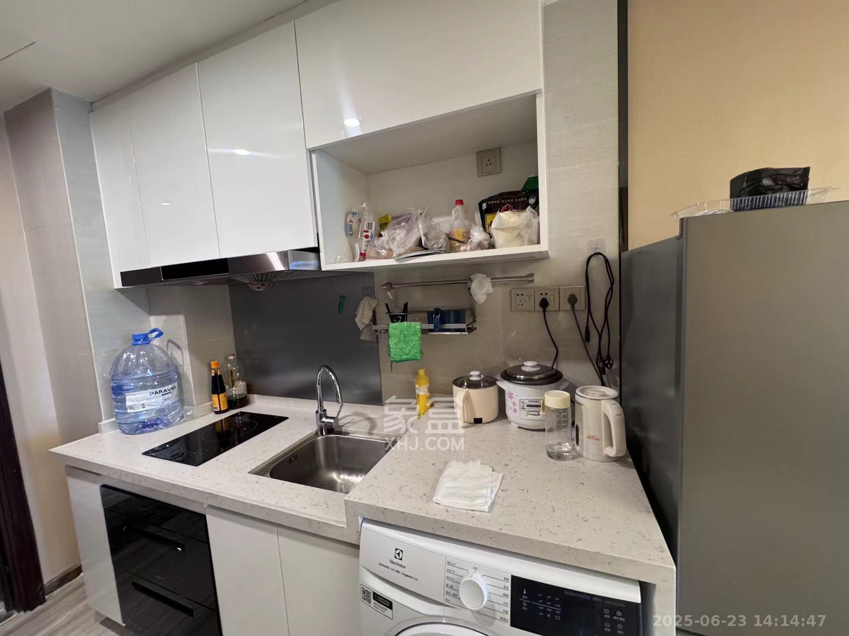 恒大誉府(融誉商业中心) 1室1厅1卫 1700.0元/月 恒大誉府(融誉商业中心) 1室1厅1卫 1700.0元/月室内图