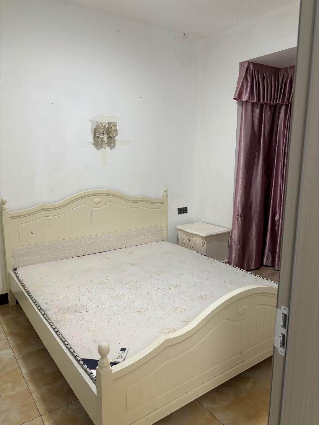 景明佳园 2室1厅1卫 1500.0元/月 景明佳园 2室1厅1卫 1500.0元/月室内图