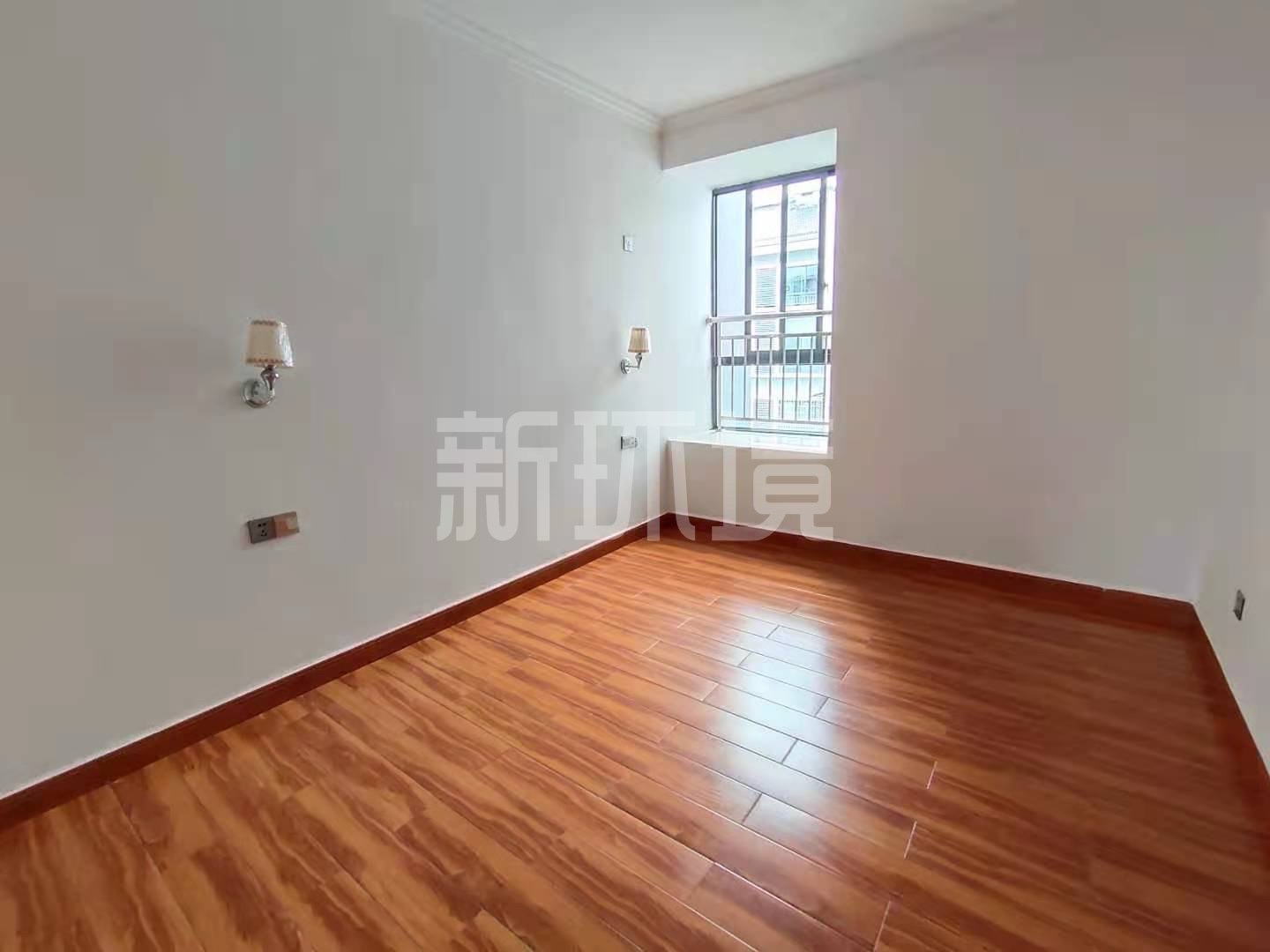 明鑫澧水湾  4室2厅2卫   1700.00元/月室内图