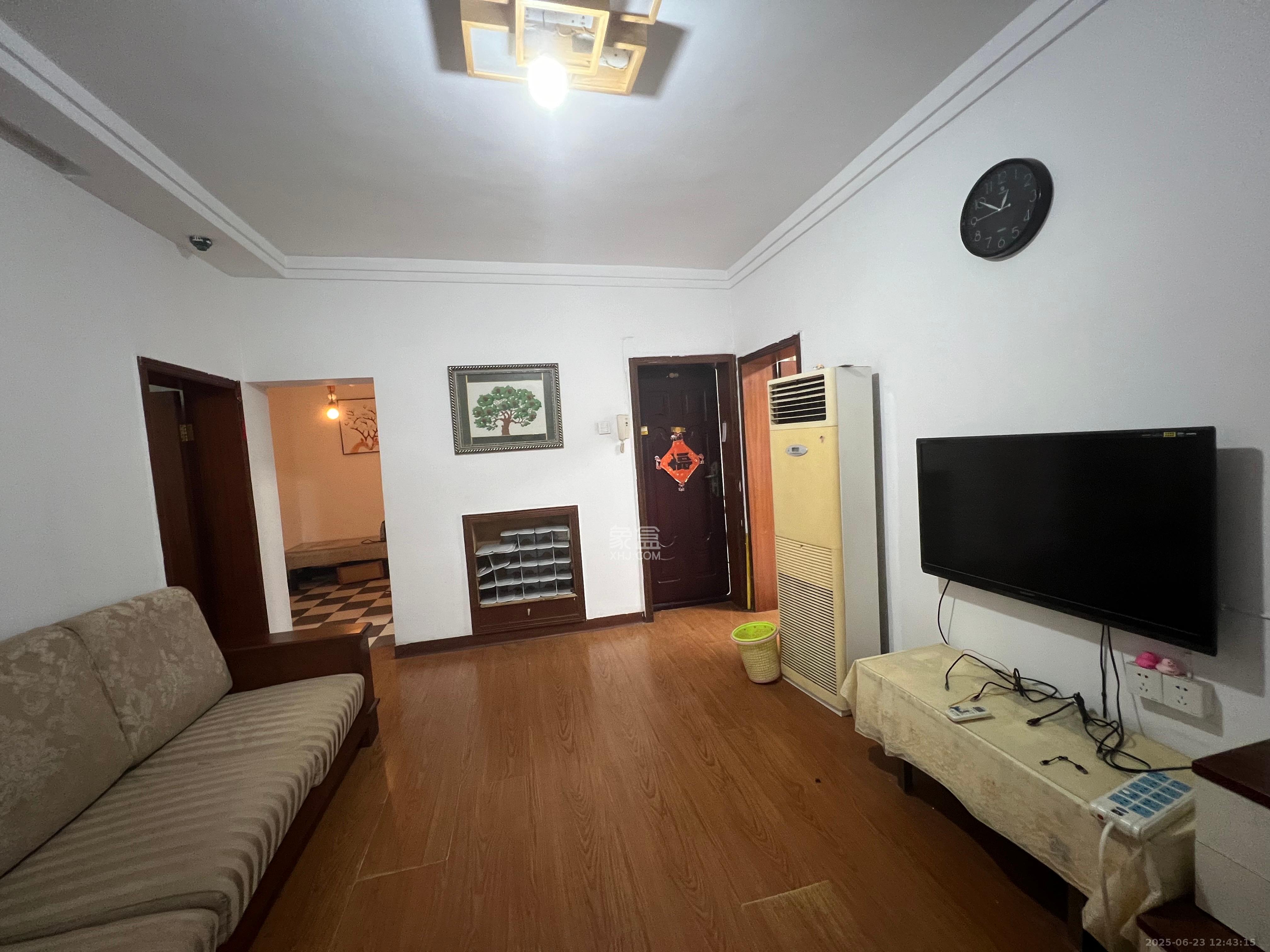 茅亭子 2室1厅1卫 2500.0元/月 茅亭子 2室1厅1卫 2500.0元/月室内图