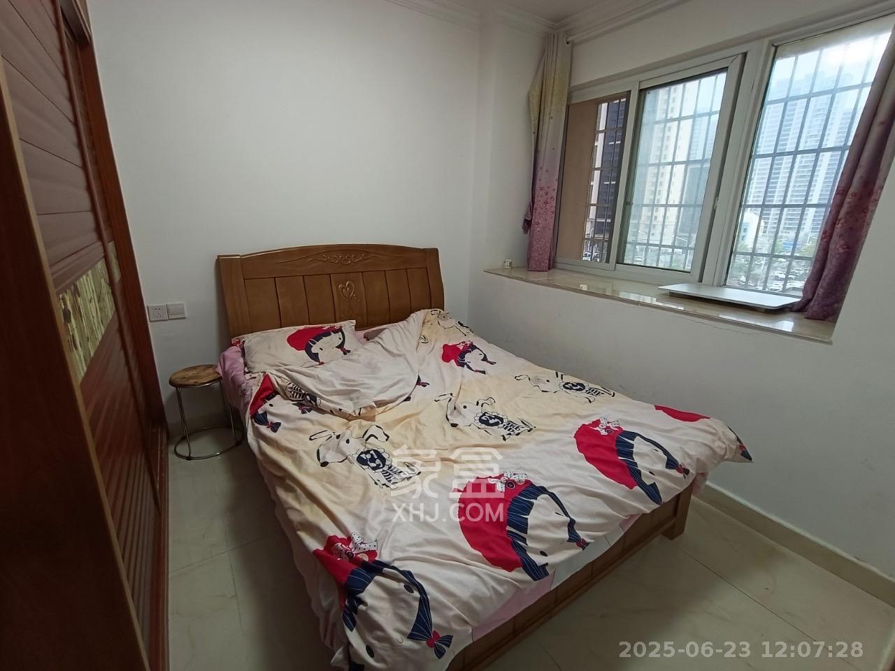 和康园小区  1室1厅1卫   1100.00元/月室内图
