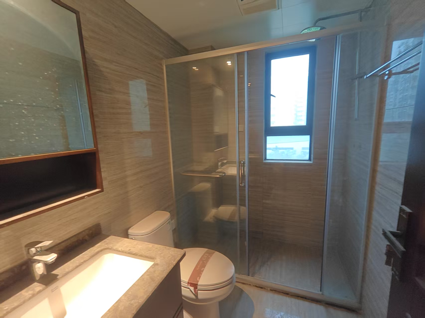 荣盛碧桂园铂悦府  3室2厅2卫    91.0万 荣盛碧桂园铂悦府  3室2厅2卫    91.0万室内图