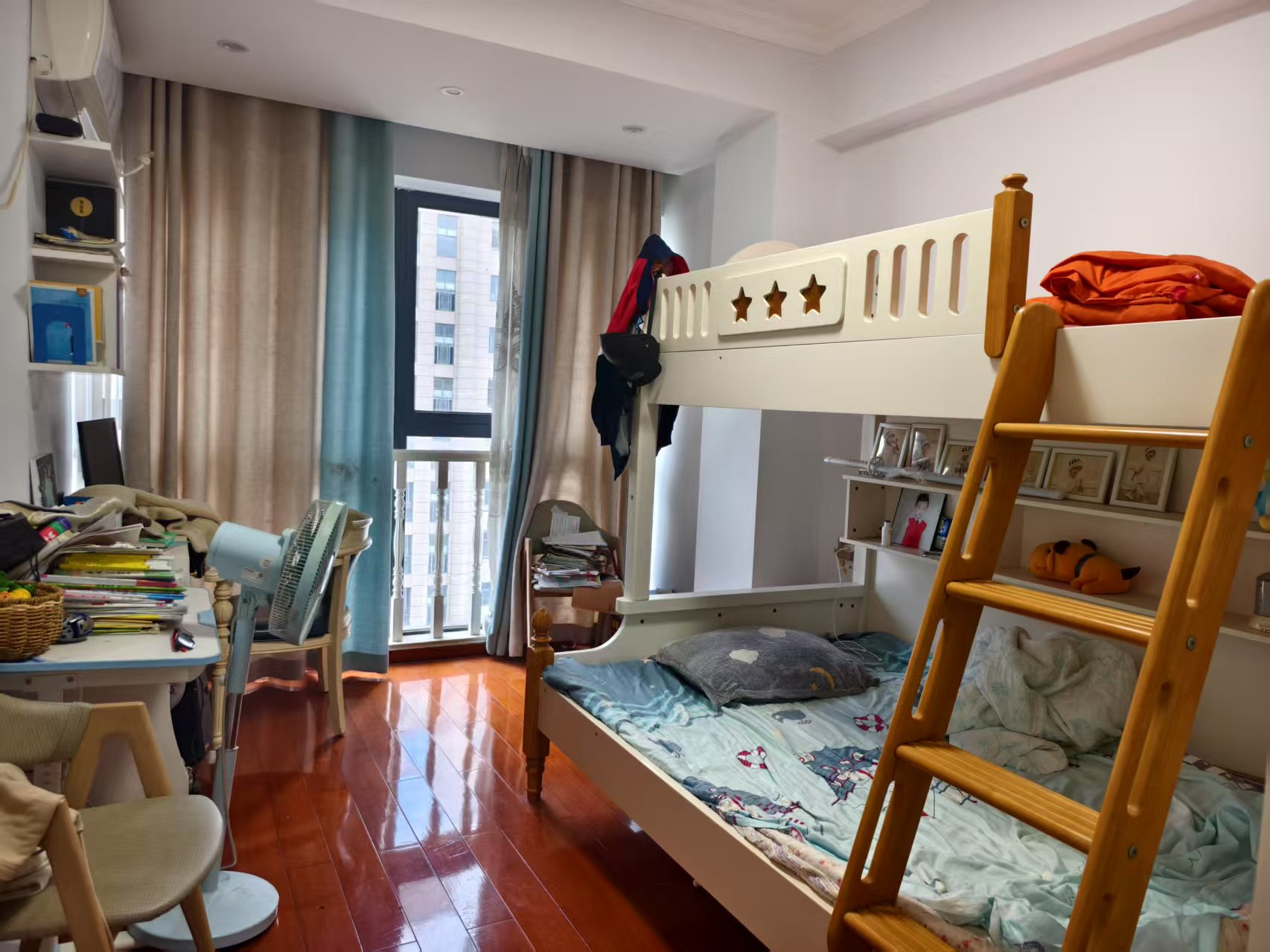 华府世家 3室2厅2卫 69.8万 华府世家 3室2厅2卫 69.8万室内图