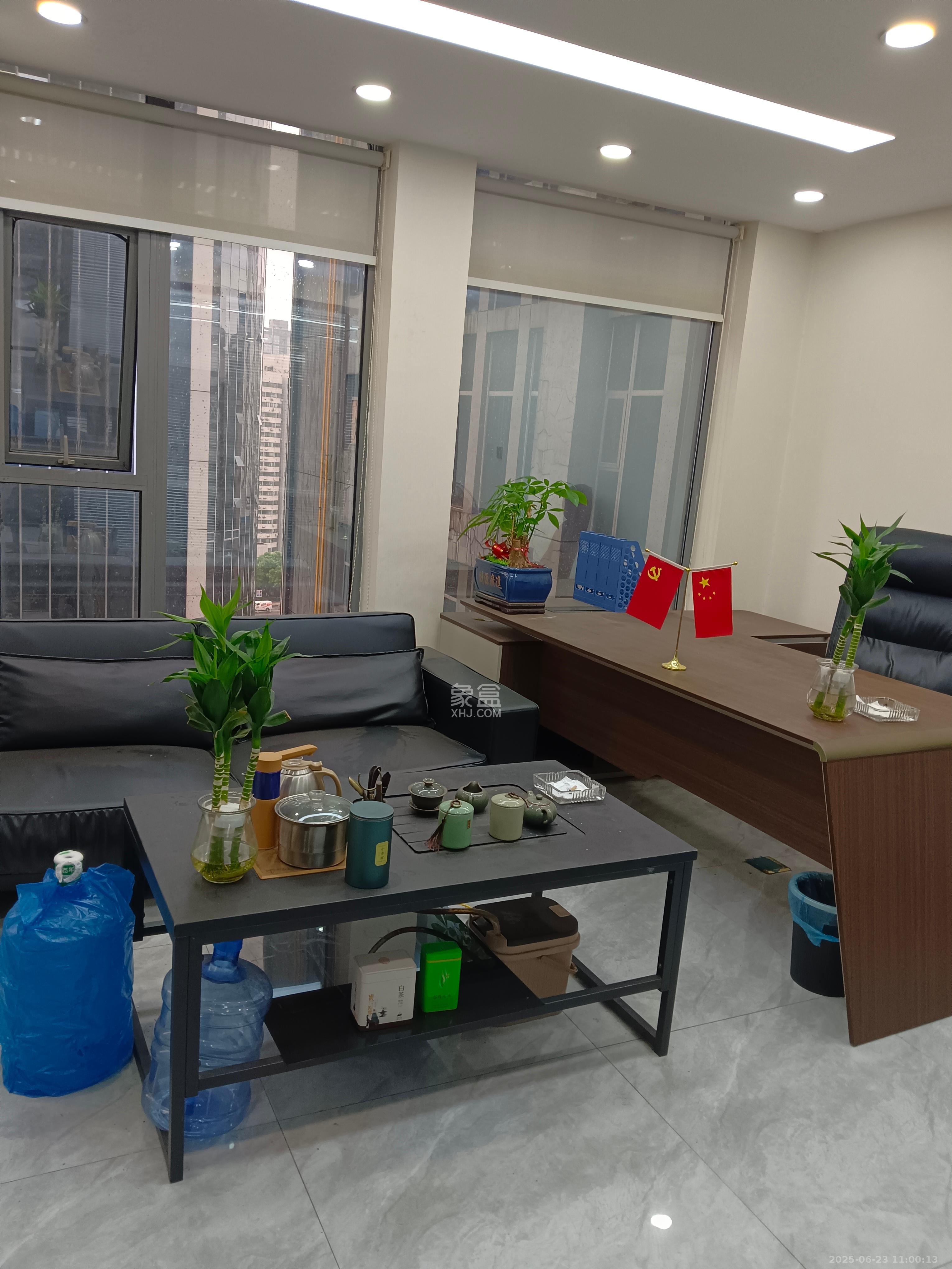 定王大厦   220.0㎡     9900.00元/月室内图