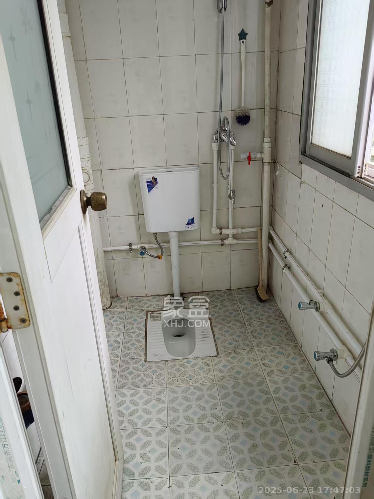 灰埠小区（灰埠社区）  2室2厅1卫   1100.00元/月室内图