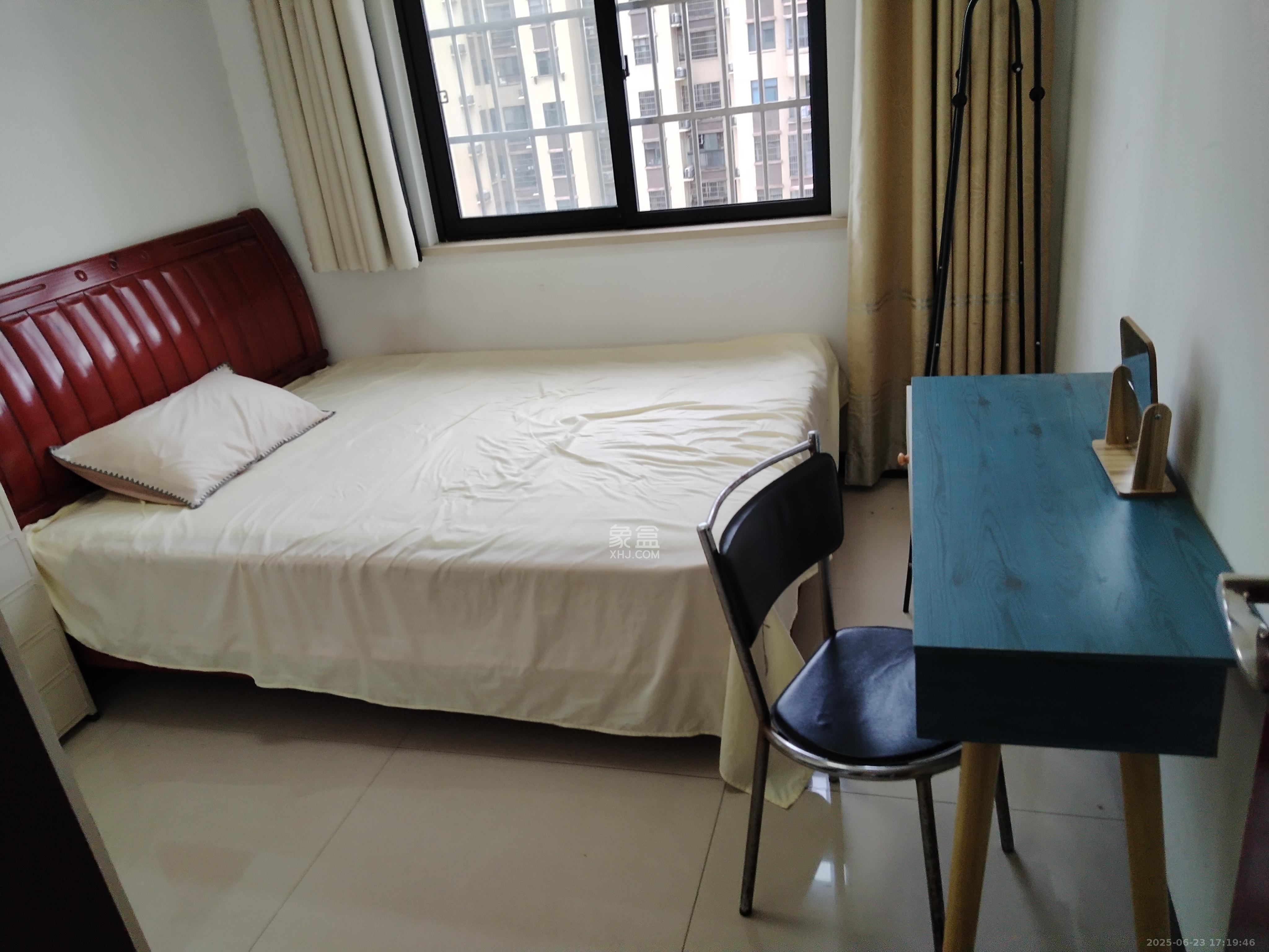 景塘家园 3室1厅1卫 2200.0元/月 景塘家园 3室1厅1卫 2200.0元/月室内图