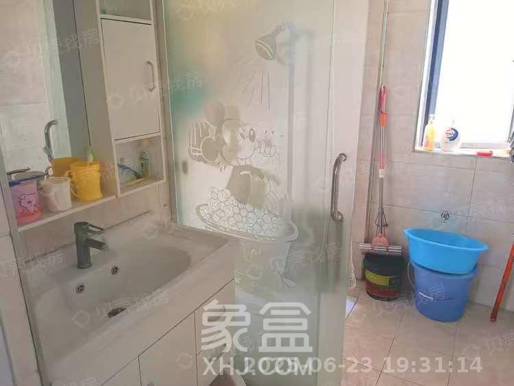 方略城市广场  3室2厅2卫   2200.00元/月室内图