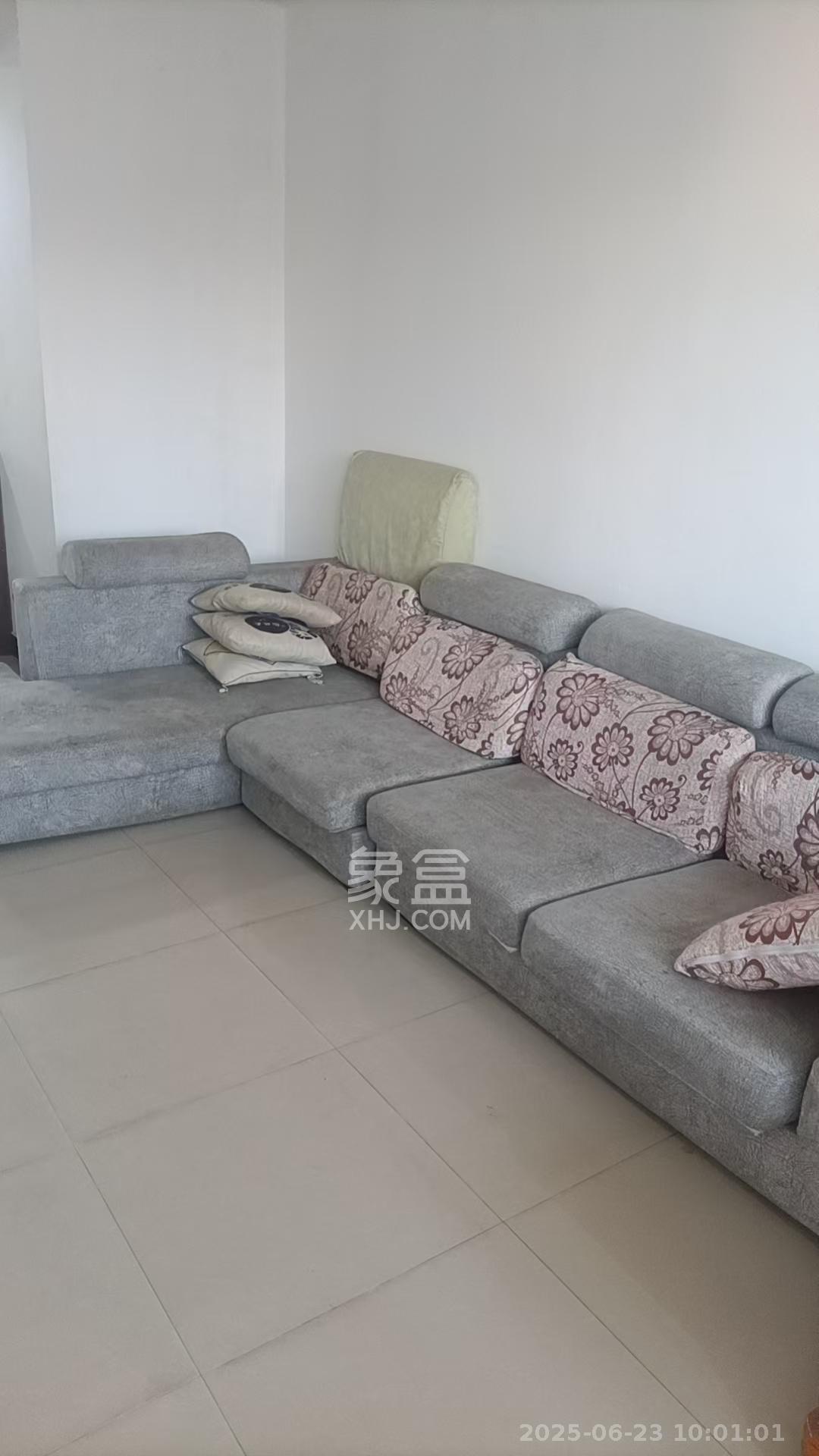 先锋新宇 2室2厅1卫 1700.0元/月 先锋新宇 2室2厅1卫 1700.0元/月室内图