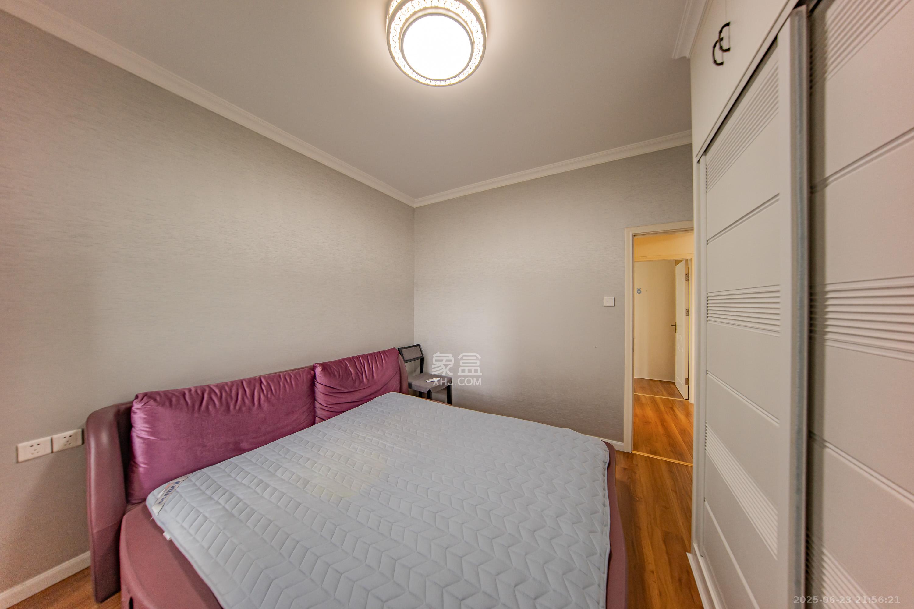 江山帝景雅典  2室1厅1卫    102.0万 江山帝景雅典  2室1厅1卫    102.0万卧室