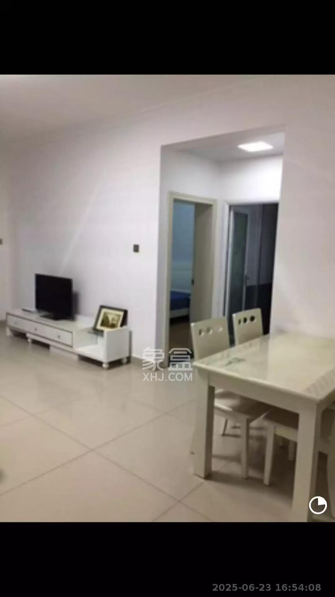 颐和佳园 1室2厅1卫 2000.0元/月 颐和佳园 1室2厅1卫 2000.0元/月室内图