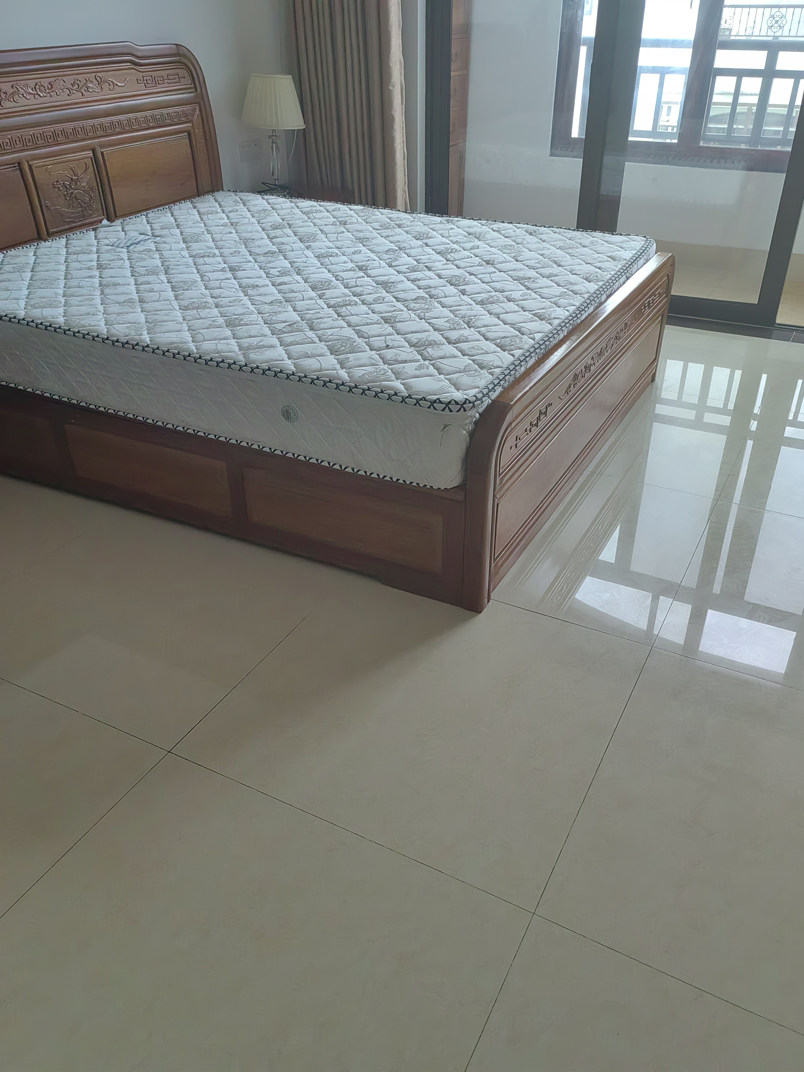 荣域  6室2厅2卫    14000.0元/月 荣域  6室2厅2卫    14000.0元/月户型图