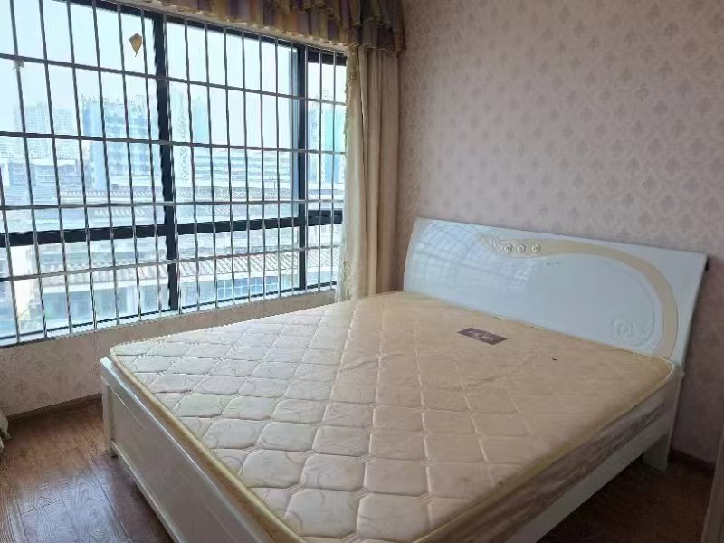 中建国际大厦  2室1厅1卫   1500.00元/月室内图1