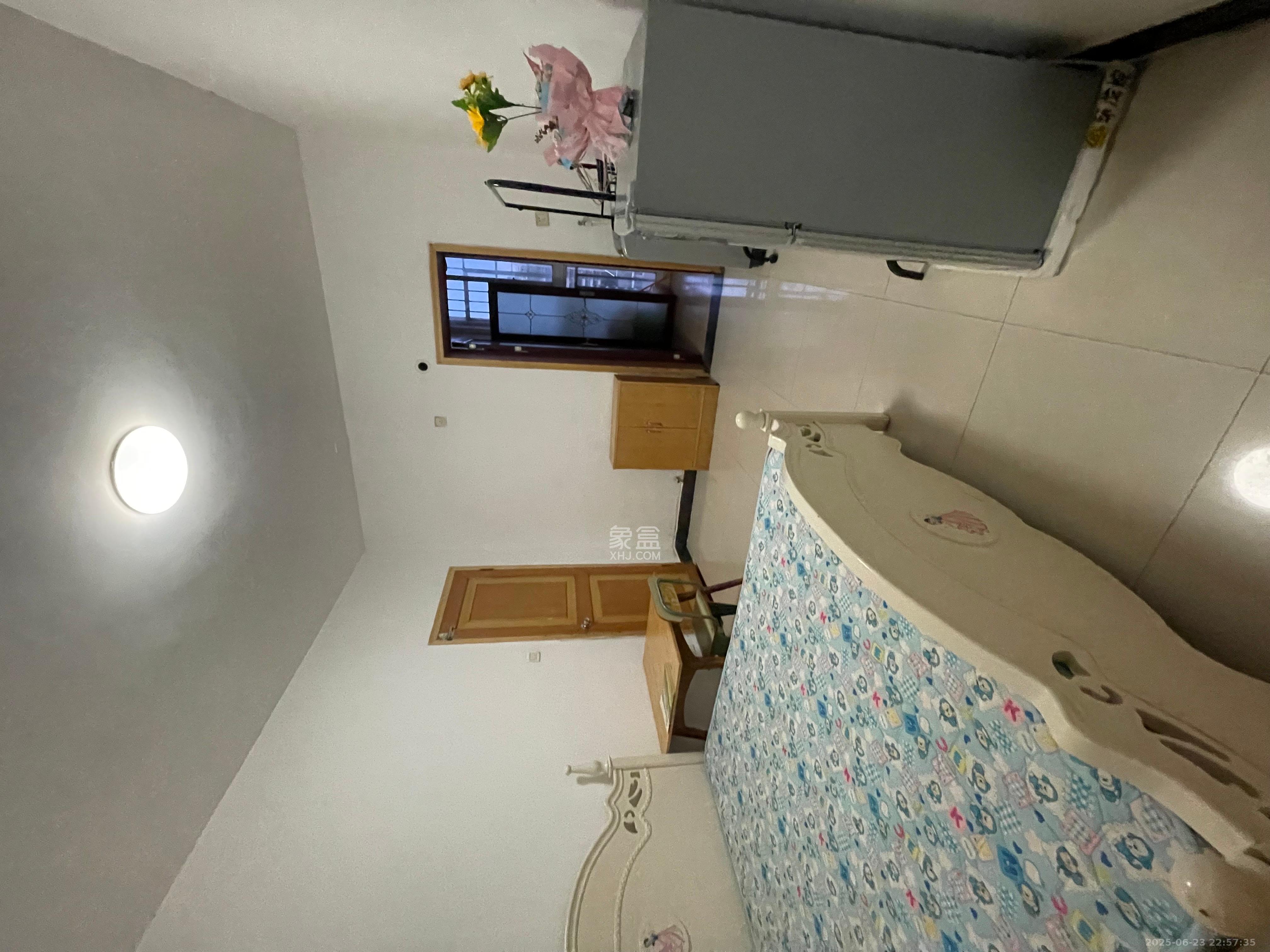 先锋新宇  2室1厅3卫   1280.00元/月室内图1