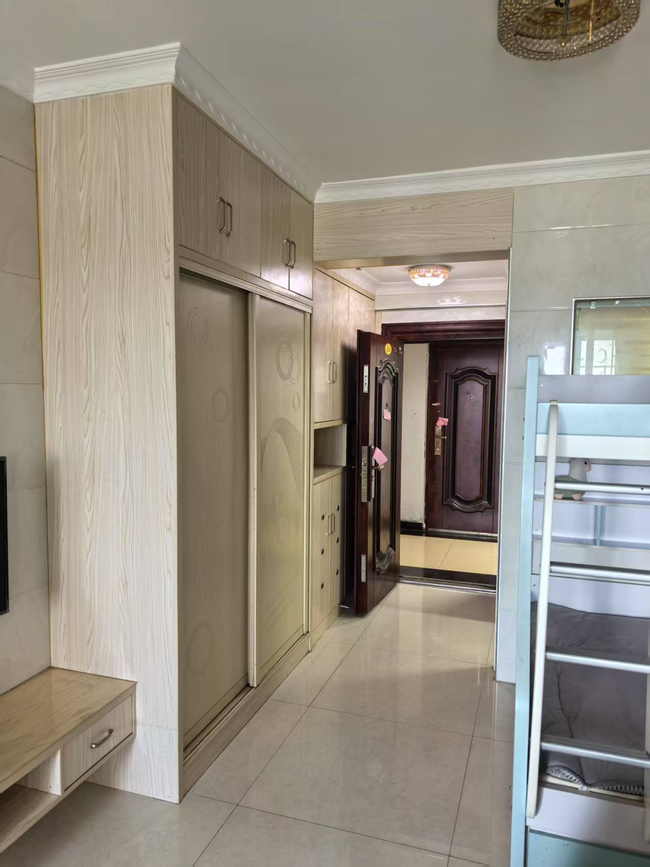 盛世时代广场  1室1厅1卫    1000.0元/月室内图