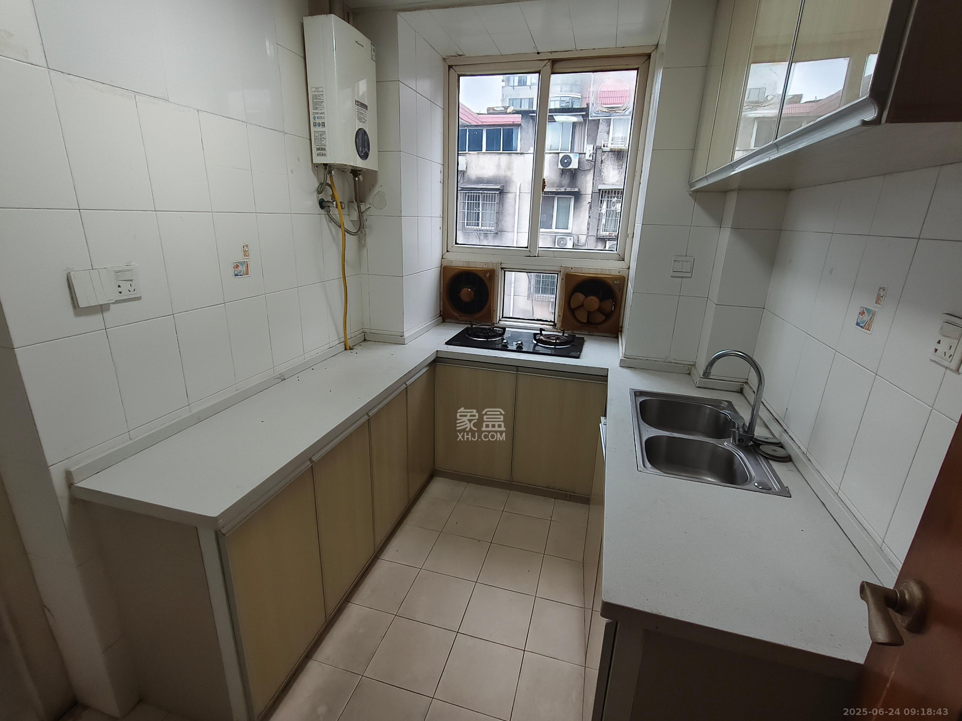 涂北社区-涂北新村 2室1厅1卫 1600.0元/月 涂北社区-涂北新村 2室1厅1卫 1600.0元/月室内图