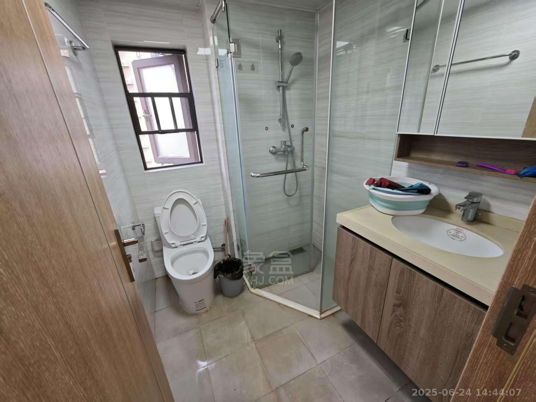 美的翰城 3室2厅2卫 1800.0元/月 美的翰城 3室2厅2卫 1800.0元/月室内图