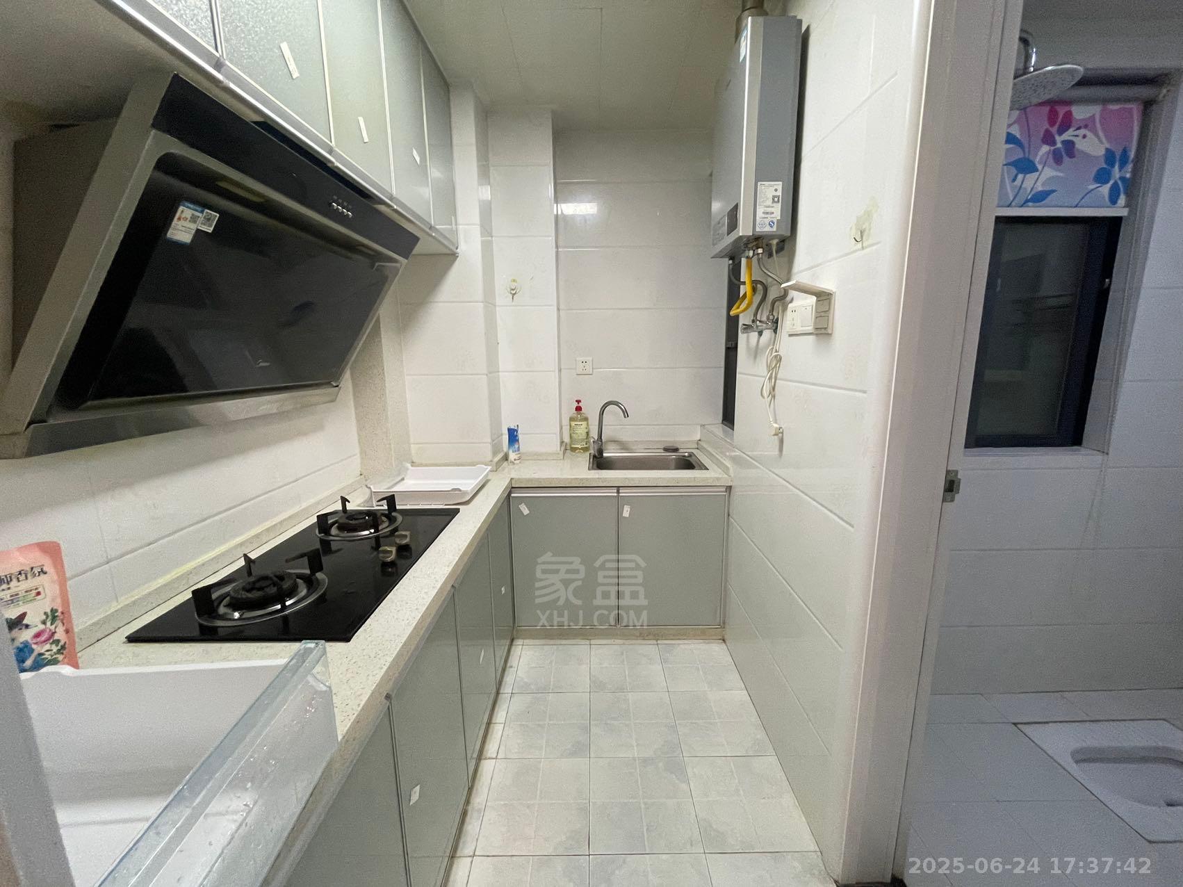 中建御山和苑  1室1厅1卫   1500.00元/月室内图