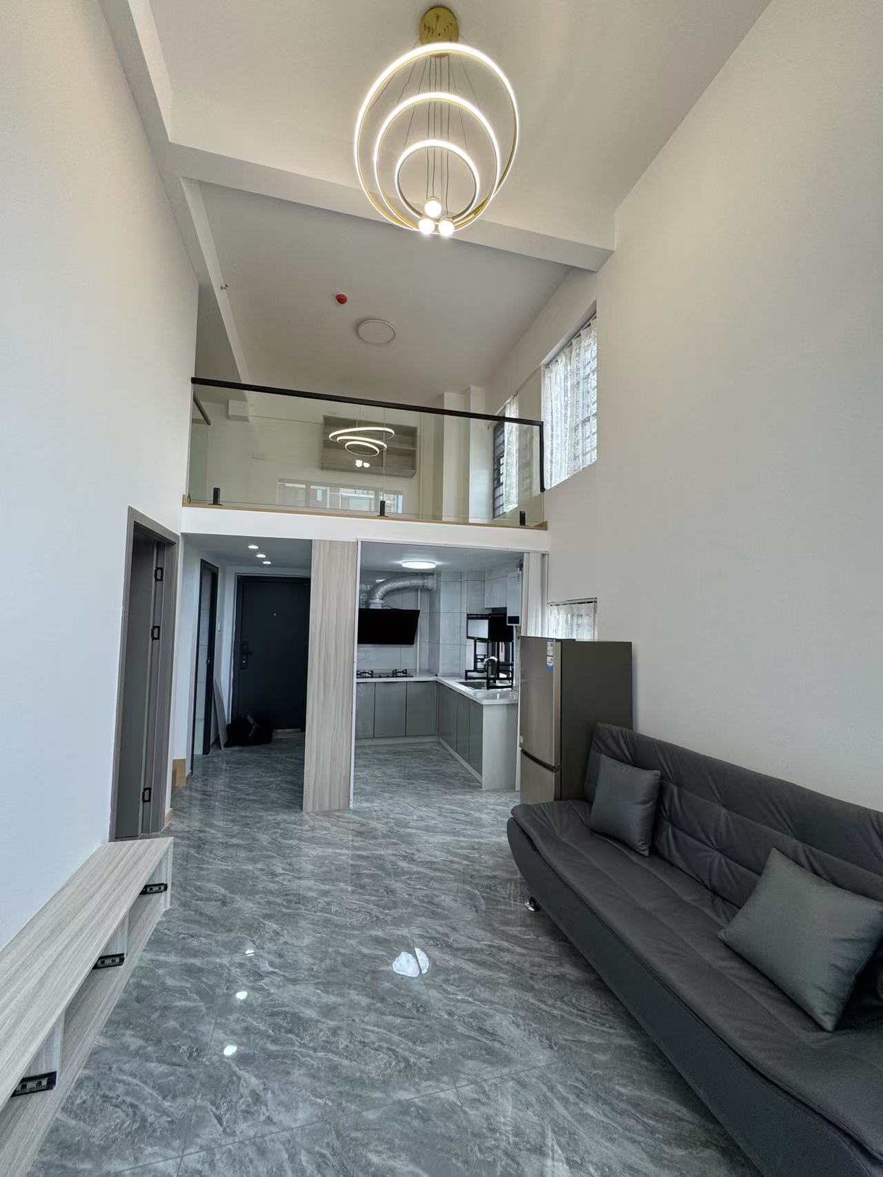 领御一方中心 3室1厅2卫 2000.0元/月 领御一方中心 3室1厅2卫 2000.0元/月室内图