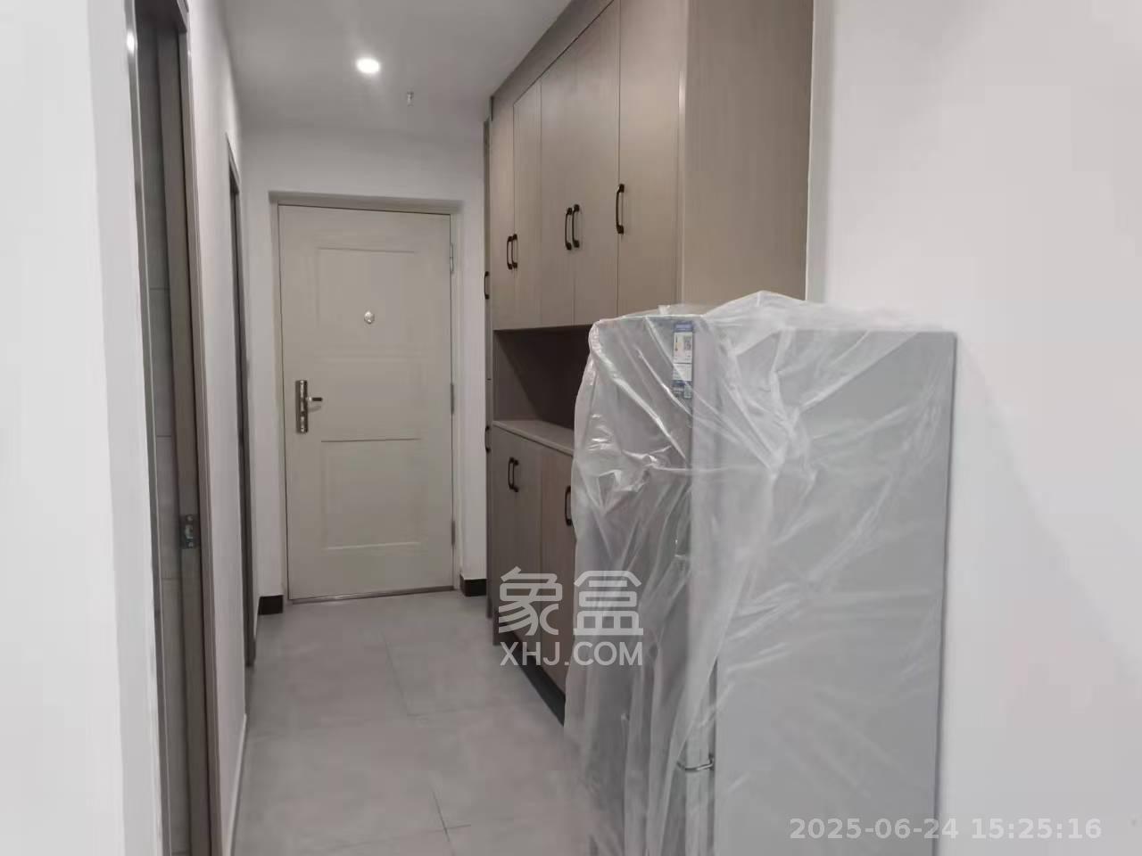 新天地步步高 1室1厅1卫 1200.00元/月 新天地步步高 1室1厅1卫 1200.00元/月室内图