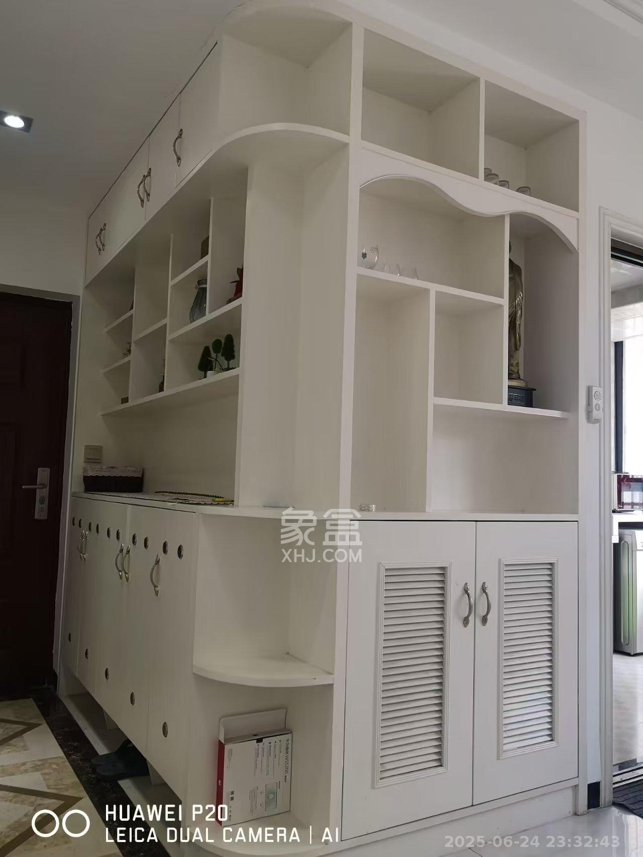 中国铁建国际城二期  3室2厅1卫   2000.00元/月