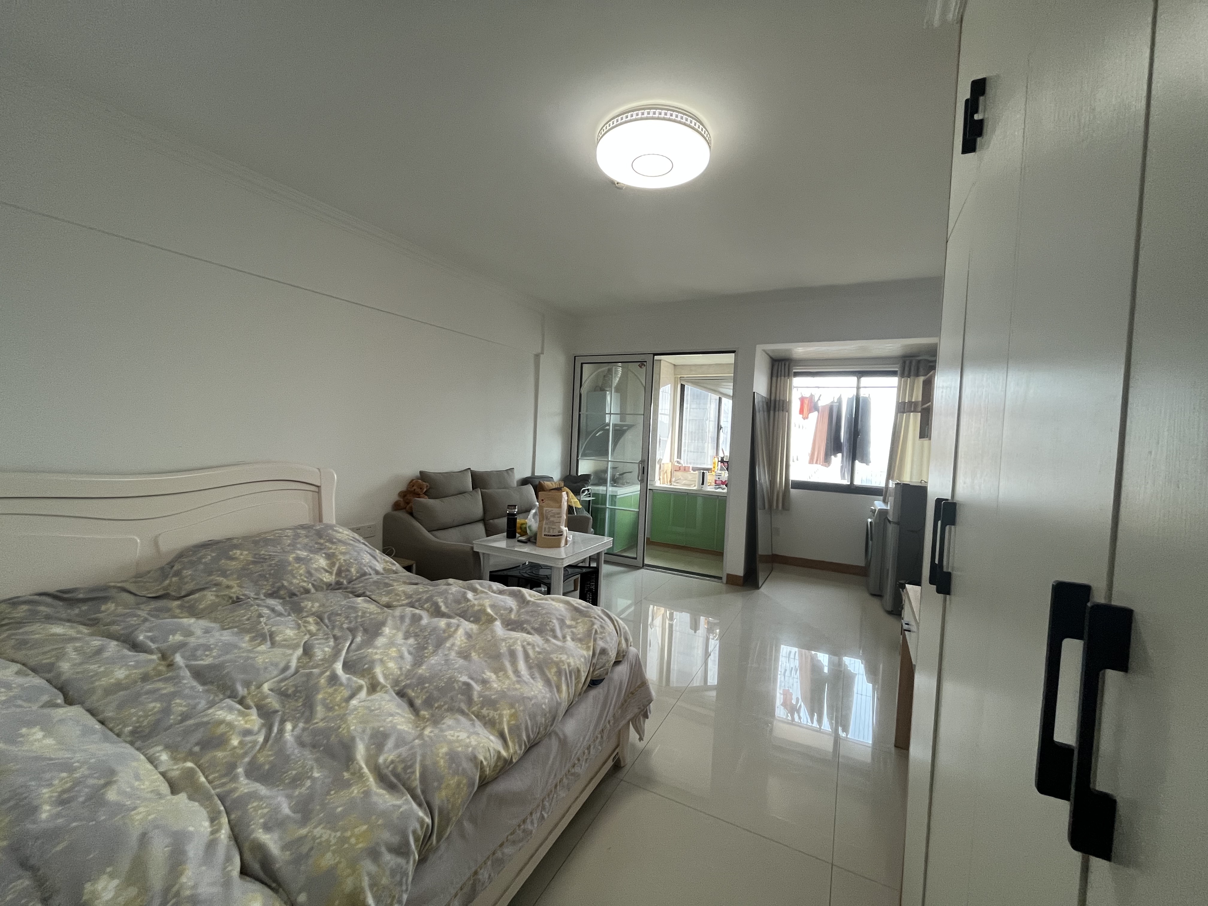 盛世时代广场 1室1厅1卫 800.0元/月 盛世时代广场 1室1厅1卫 800.0元/月室内图