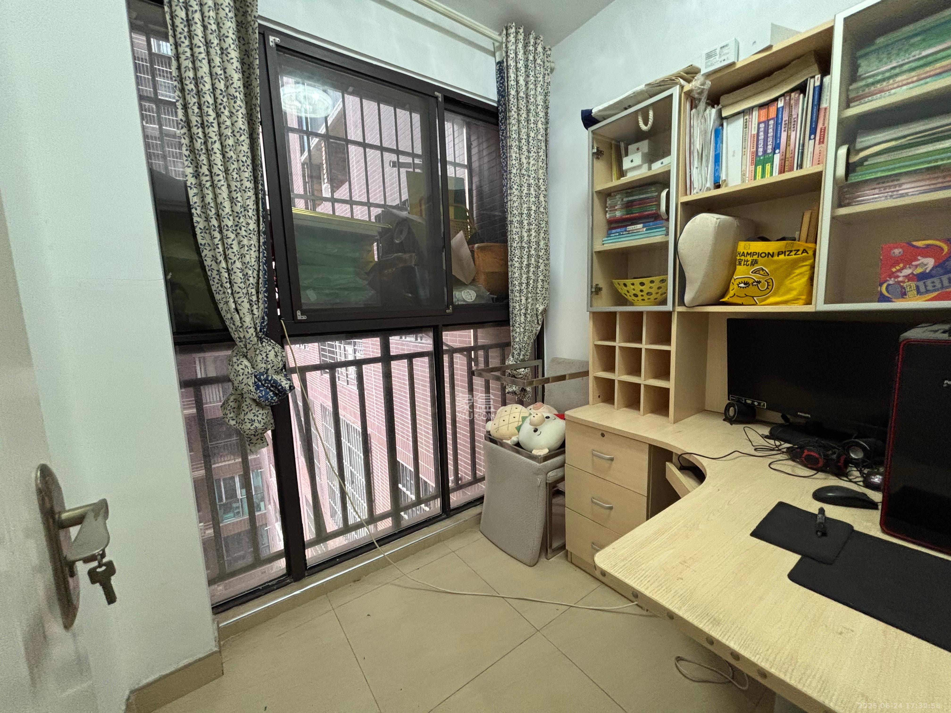 芒果天地(芒果雅苑)  3室1厅1卫   2200.00元/月室内图