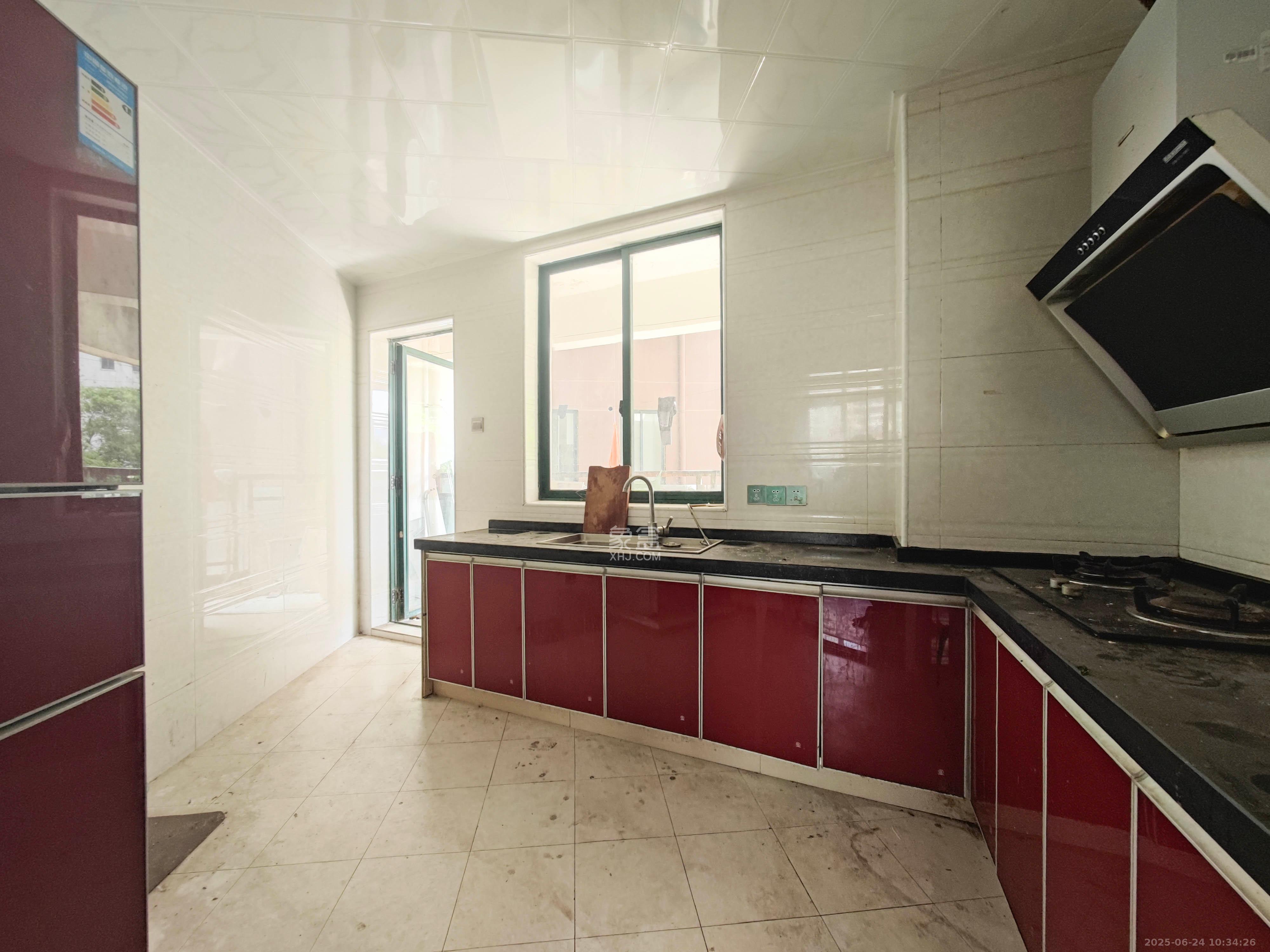 华盛世纪新城  3室2厅2卫    102.0万其他