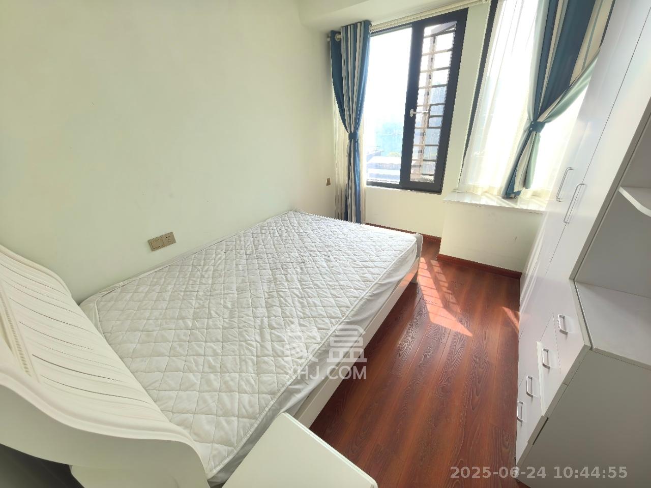 中建梅溪湖中心  2室2厅1卫   3300.00元/月室内图