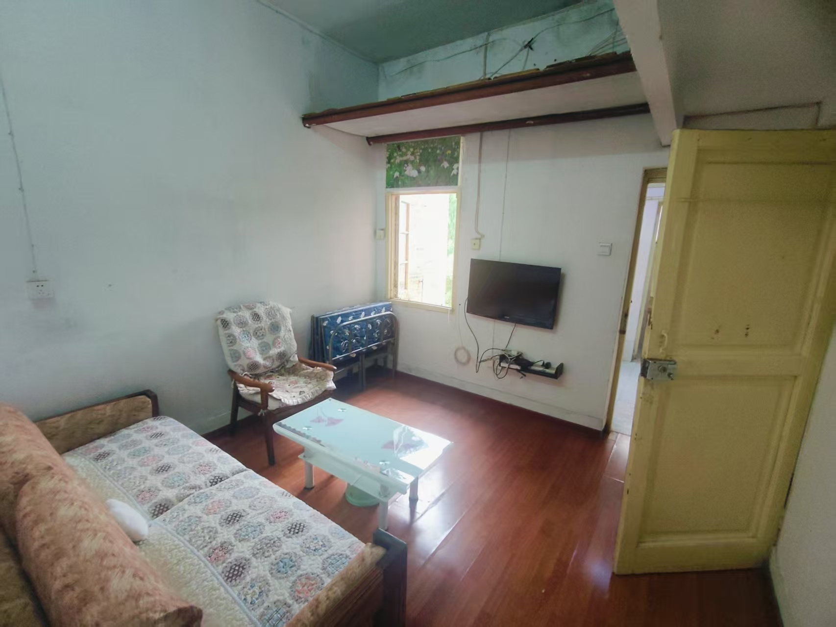 金桂小区曹一二三村 1室1厅1卫 13.0万 金桂小区曹一二三村 1室1厅1卫 13.0万室内图