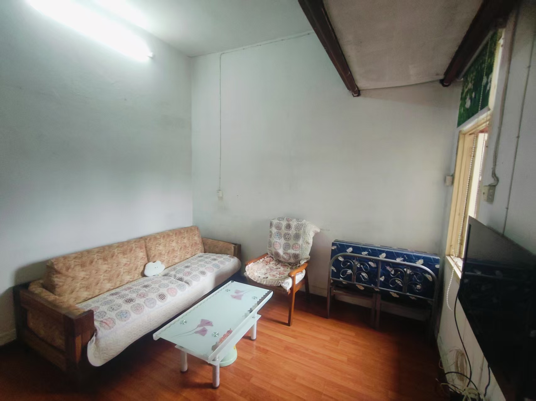 金桂小区曹一二三村 1室1厅1卫 13.0万 金桂小区曹一二三村 1室1厅1卫 13.0万室内图