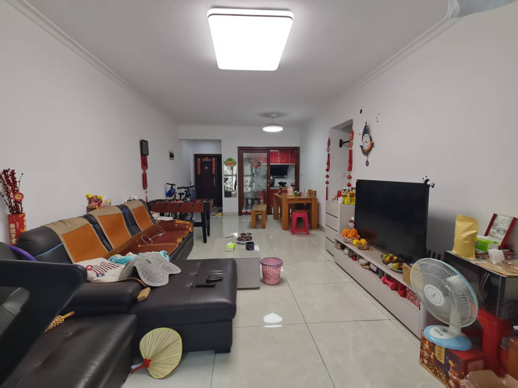 奥园广场  3室2厅2卫    66.8万 奥园广场  3室2厅2卫    66.8万