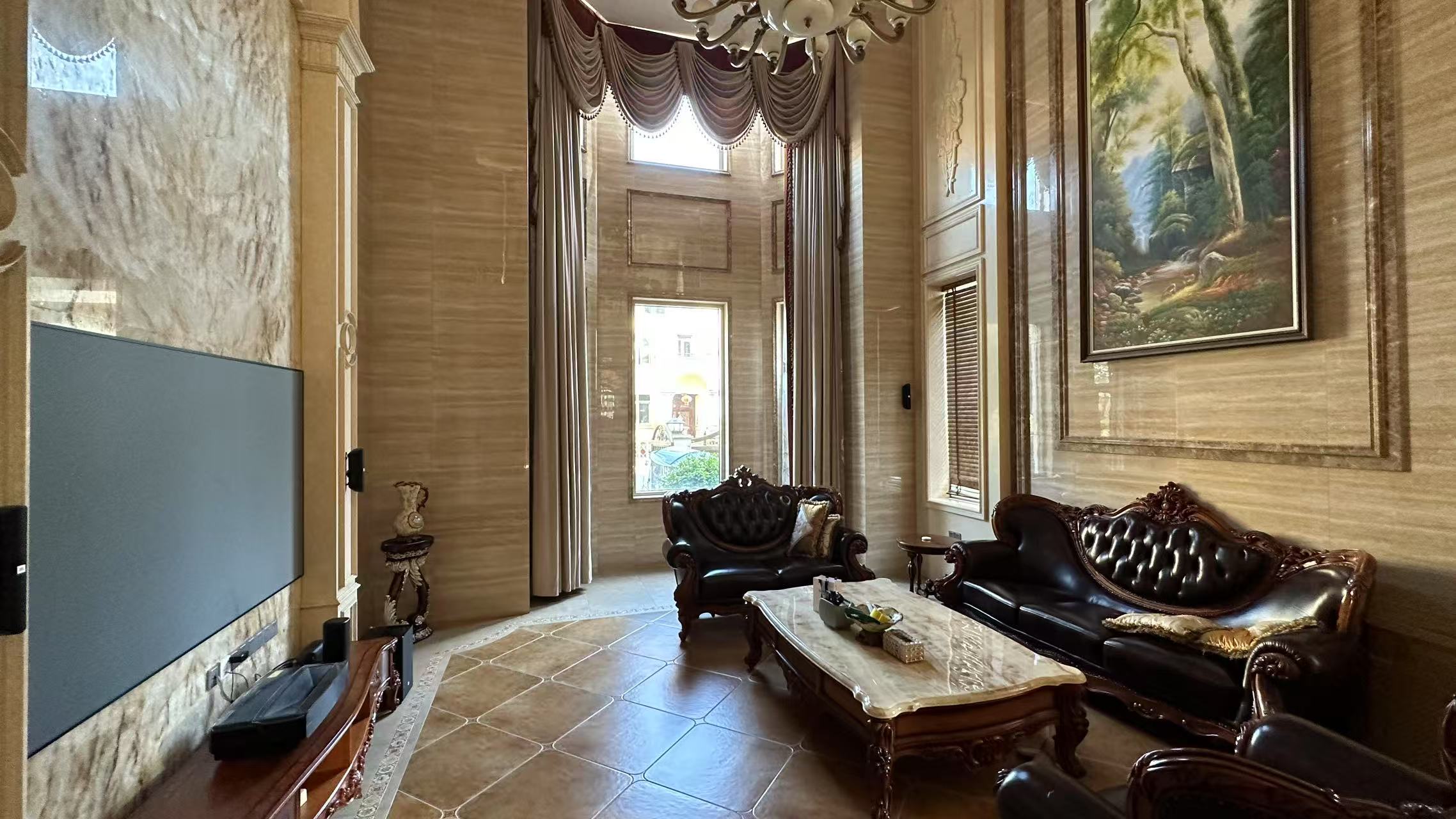 锦绣香江(湖湘文化城) 5室3厅3卫 398.0万 锦绣香江(湖湘文化城) 5室3厅3卫 398.0万室内图