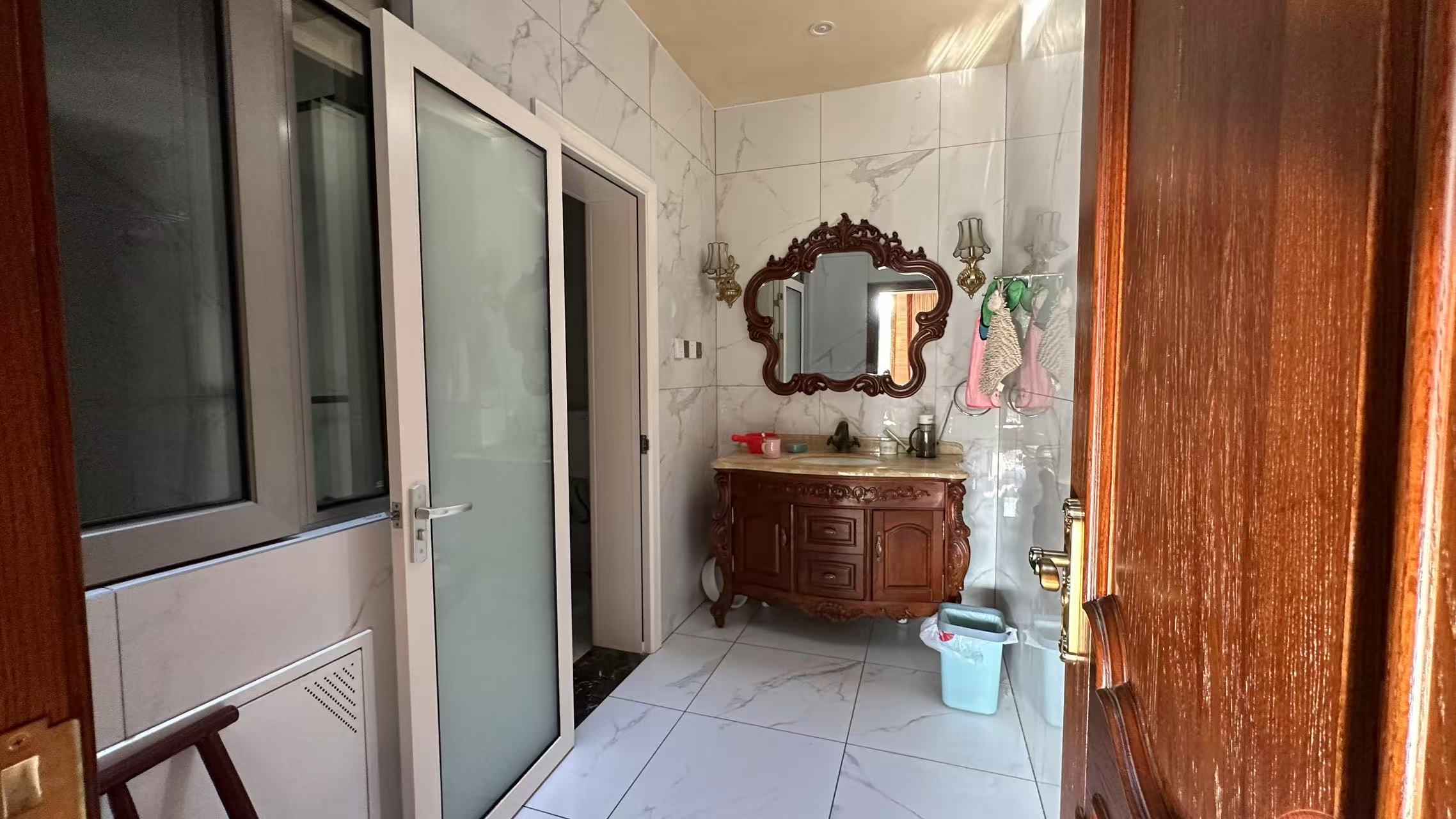 锦绣香江(湖湘文化城) 5室3厅3卫 398.0万 锦绣香江(湖湘文化城) 5室3厅3卫 398.0万室内图