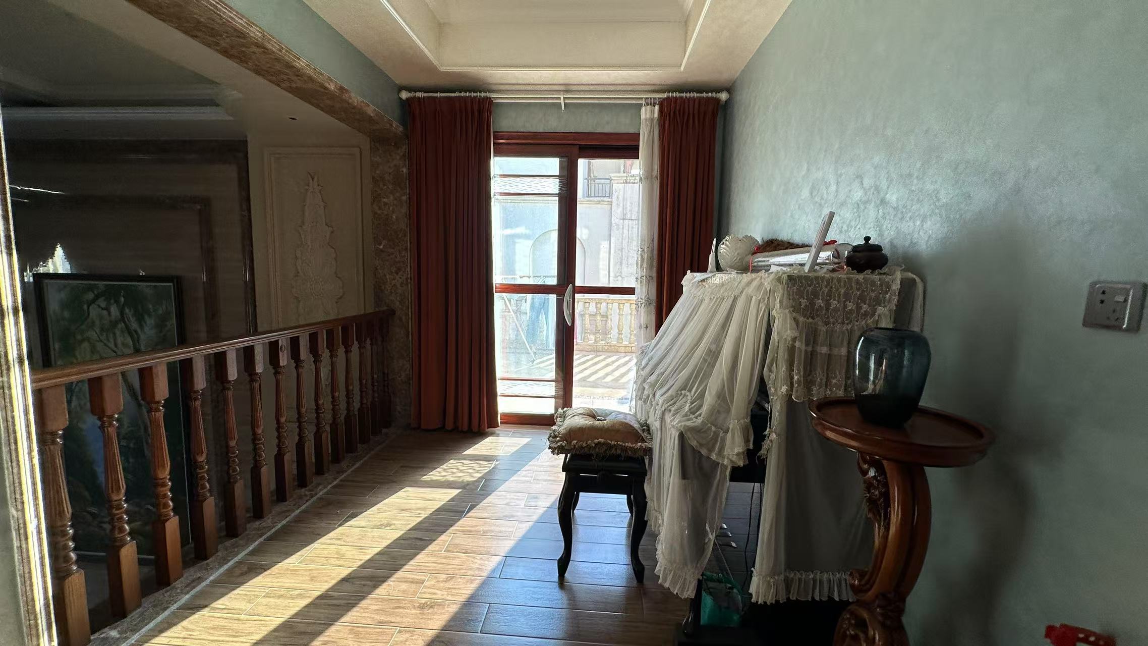 锦绣香江(湖湘文化城) 5室3厅3卫 398.0万 锦绣香江(湖湘文化城) 5室3厅3卫 398.0万室内图