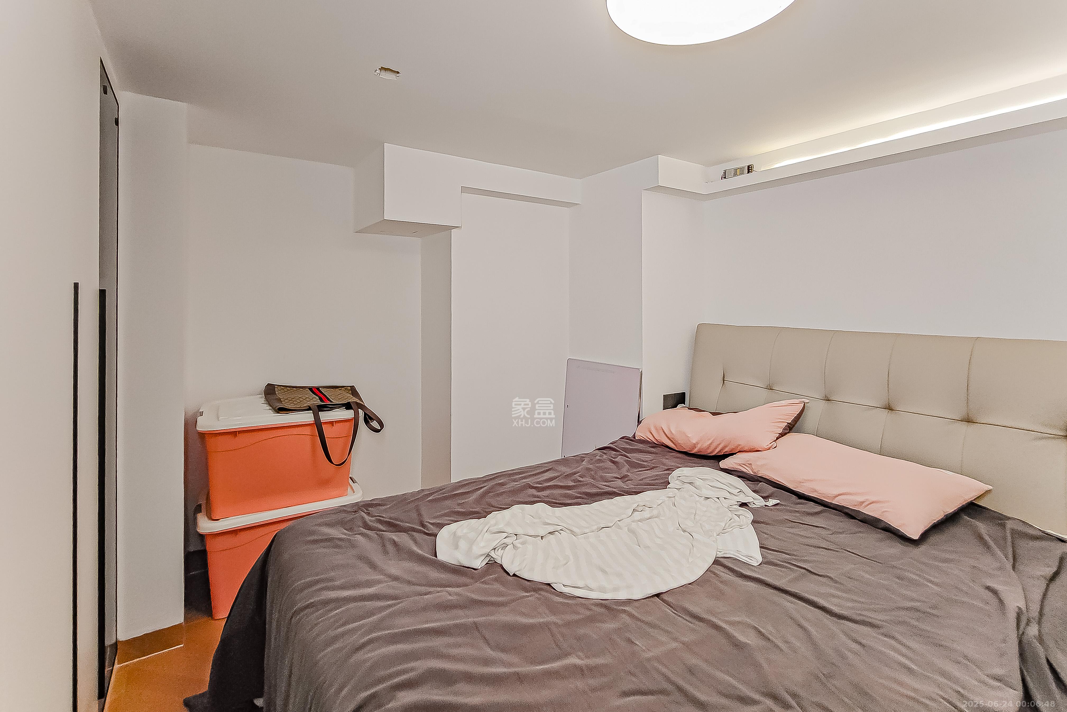 时代MOMA云PARK  2室1厅1卫    42.8万 时代MOMA云PARK  2室1厅1卫    42.8万卧室