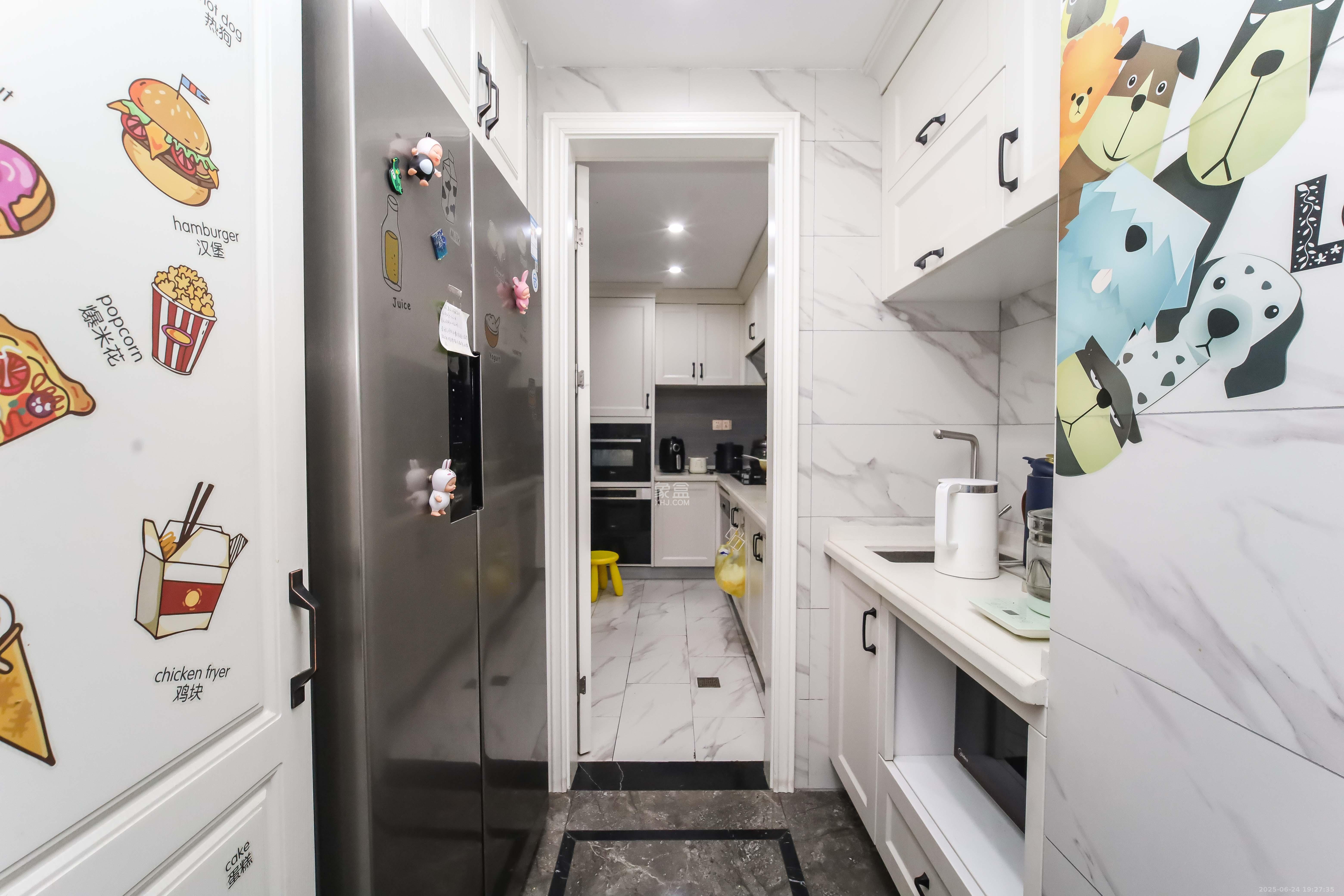 红橡华园(菲莎公馆)  2室2厅1卫    160.0万厨房